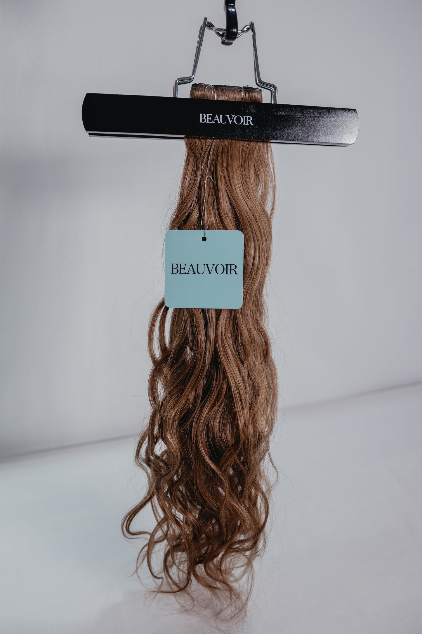 Butterfly Wave Texture Weft 20" 60g - #8 Whiskey Brown