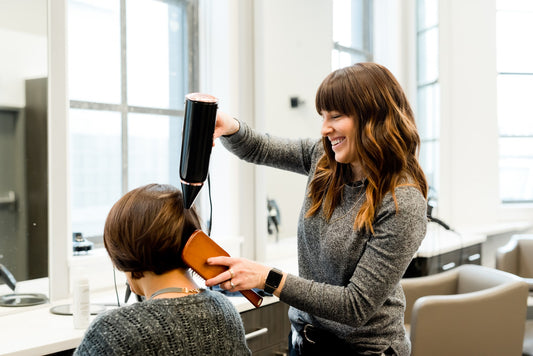How to Find a Hair Extension Salon Near You