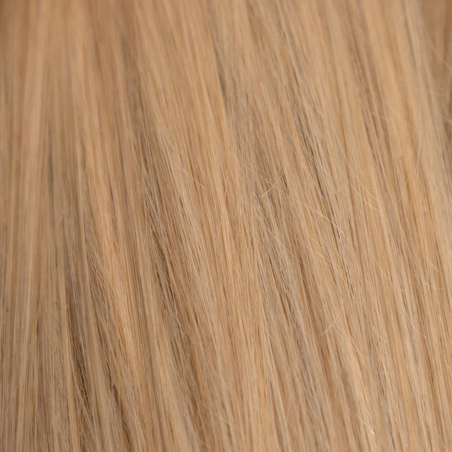 Machine-Tied Weft 18" 130g Single Donor Virgin - #10/16/60 J’Adore Blonde Highlight (aka Sweet Blonde)