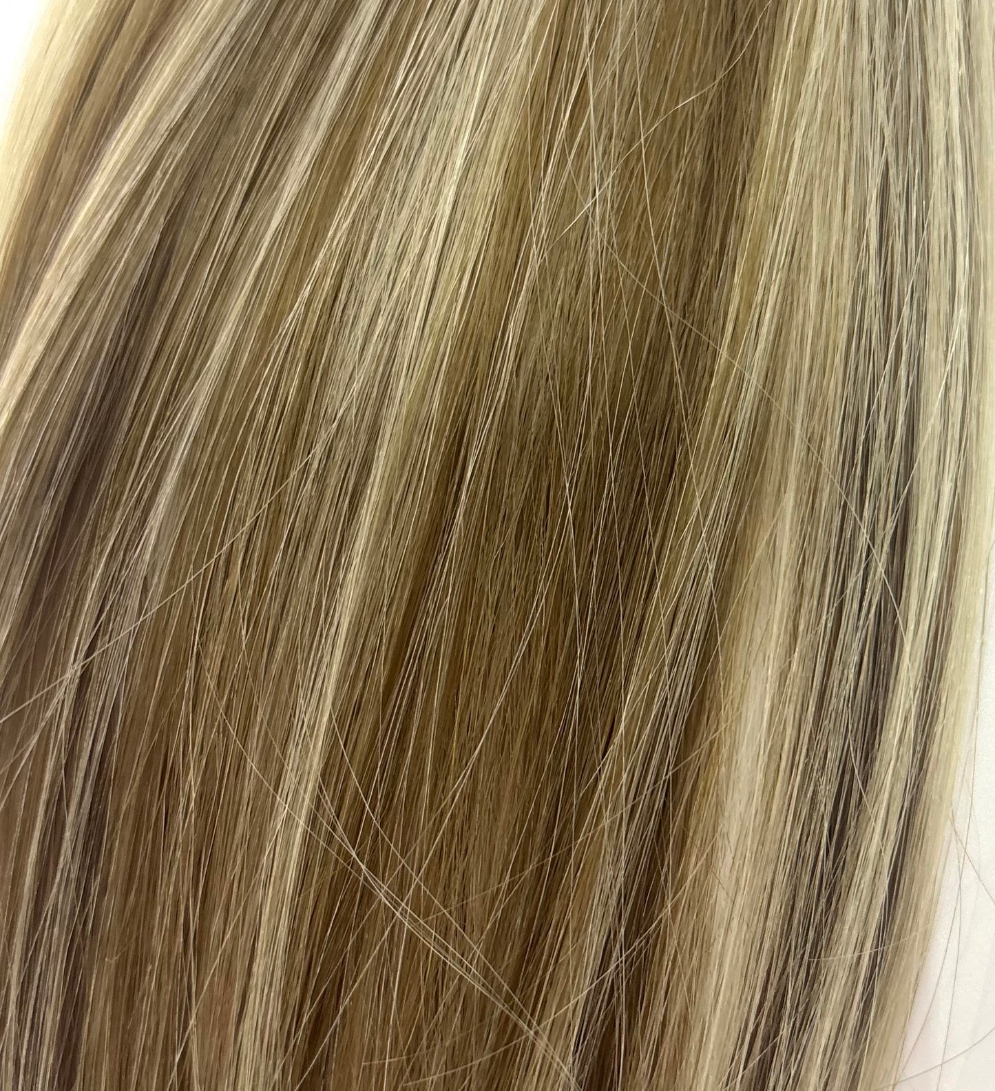 Butterfly Weft hair extensions #1836 Frontier Silk 16" - Beauvoir hair