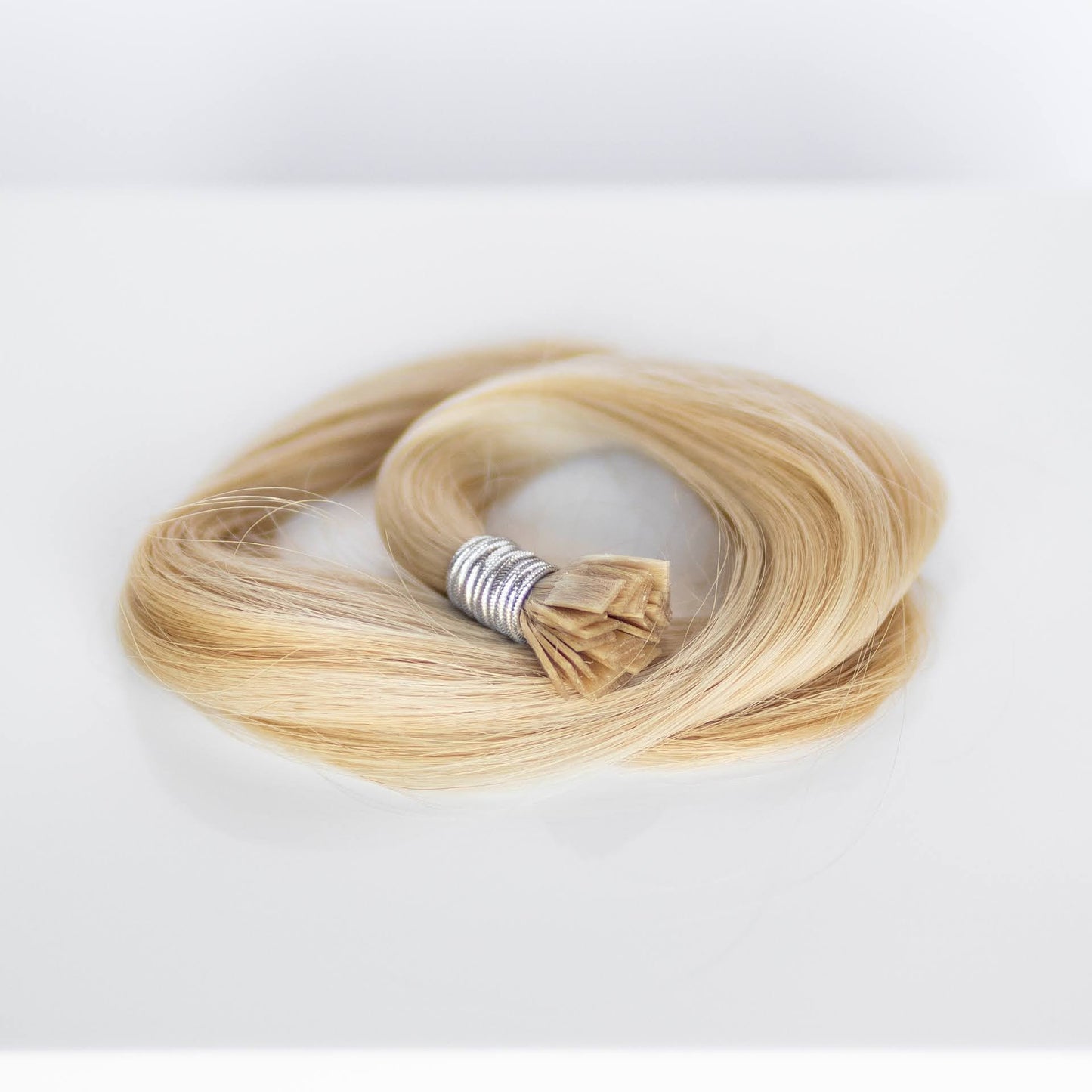 K-Tip 16" 25g Professional Hair Extensions - #16 Paris Blonde (aka Vanilla Blonde)