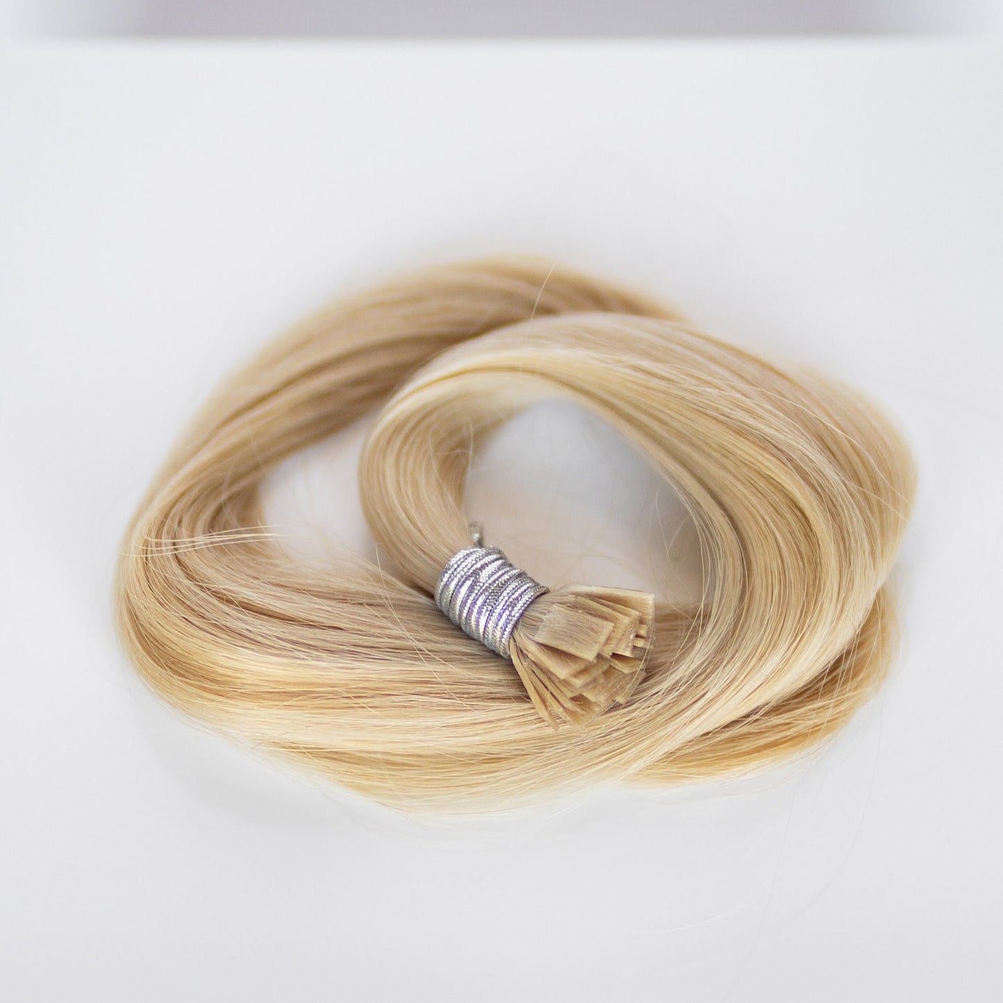 K-Tip 22" 25g Single Donor Virgin - #16 Paris Blonde (aka Vanilla Blonde)