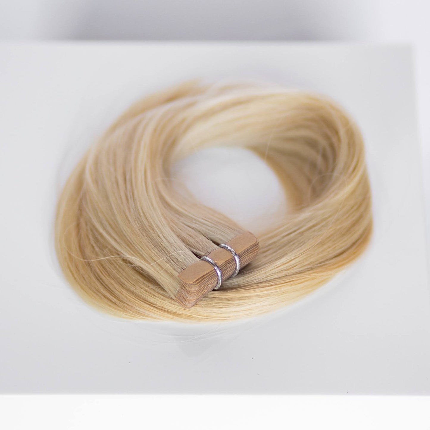 Tape-In 16" 50g Professional Hair Extensions - #80/18/46 Summer Blonde (aka Piano Key White Truffle)