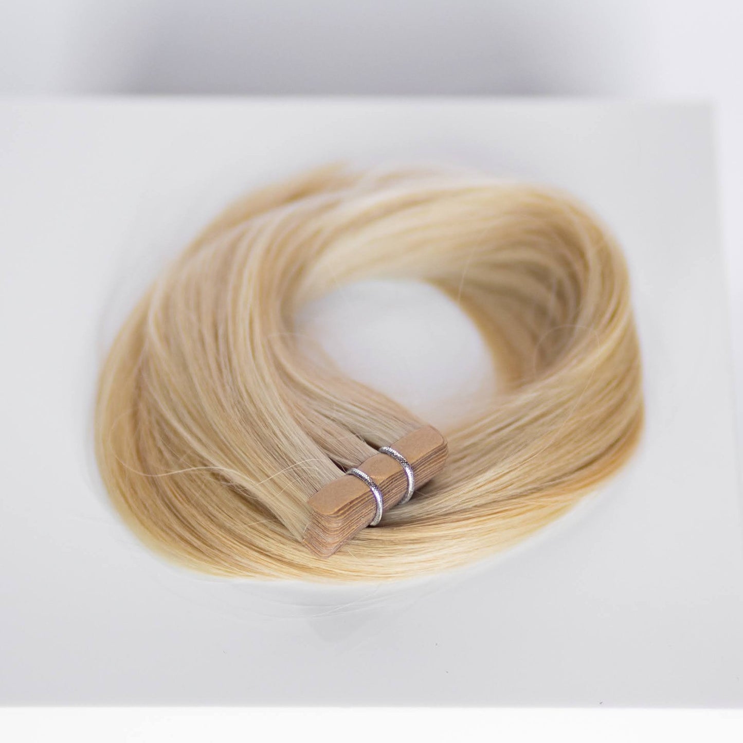 Tape-In 24" 55g Single Donor Virgin - #80/18/46 Summer Blonde (aka Piano Key White Truffle)