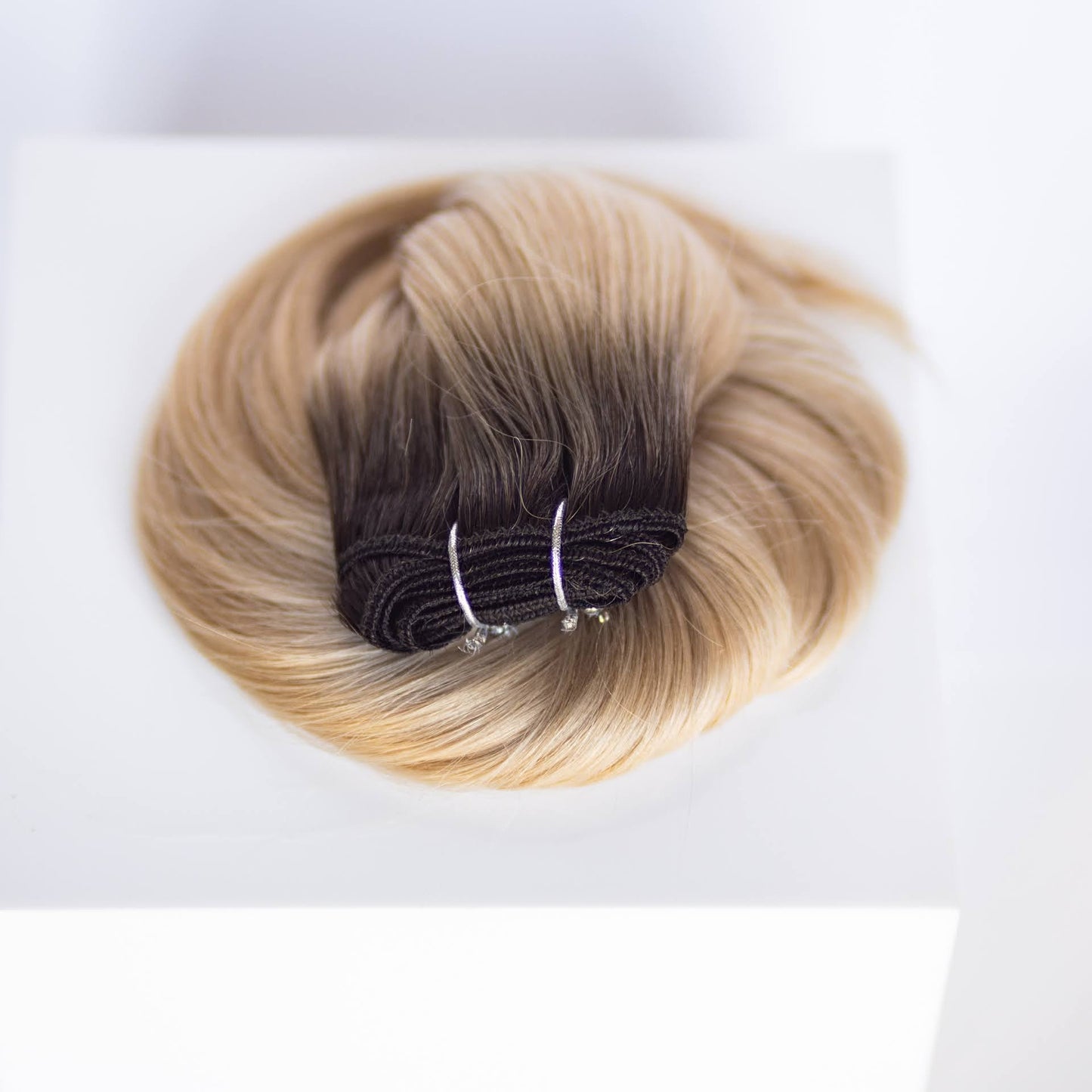 Machine-Tied Weft 16" 120g Professional Hair Extensions - #T1CC/18 Lived in Rooted Blonde