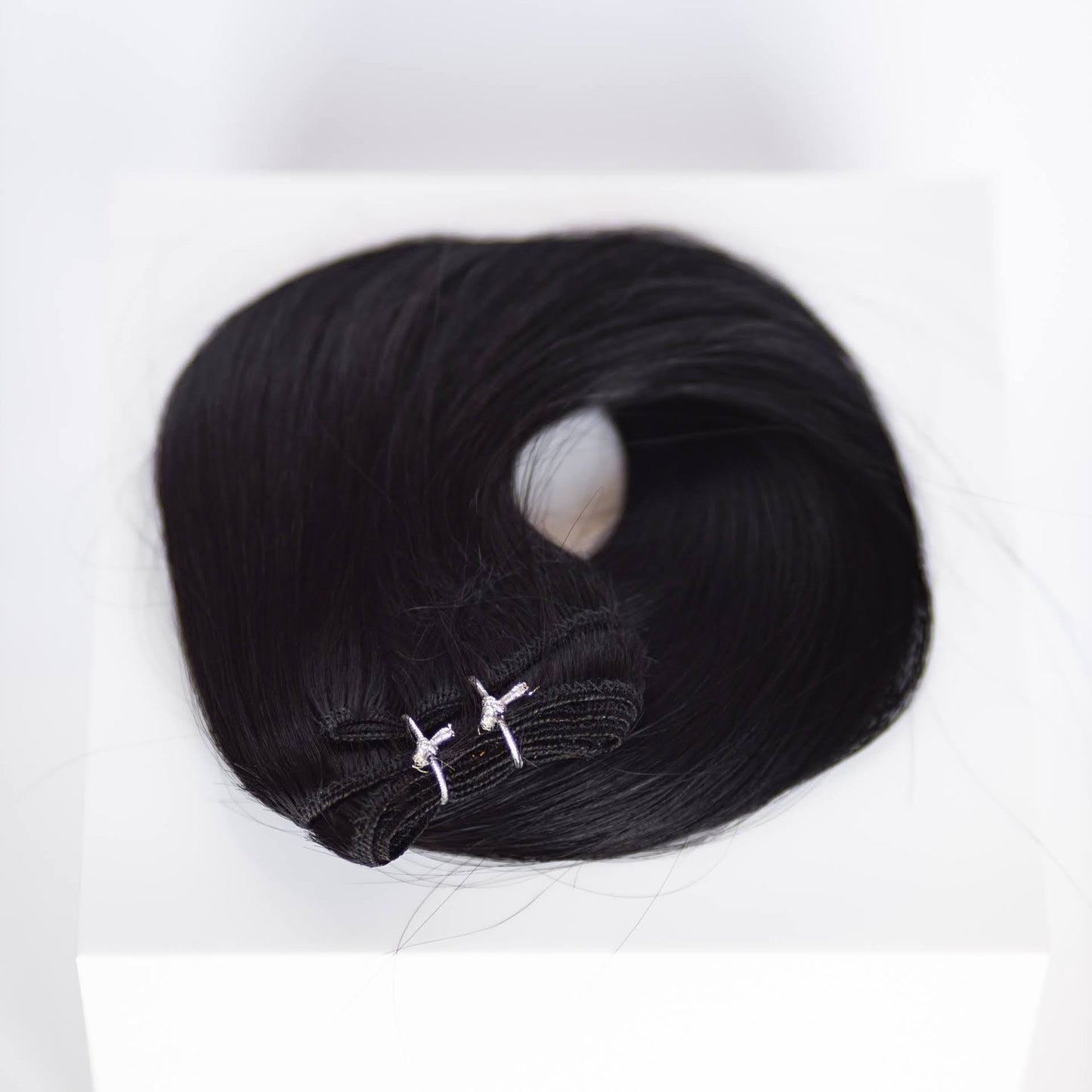 Machine-Tied Weft 28" 180g Professional Hair Extensions - #1 Noir (aka Jet Black)