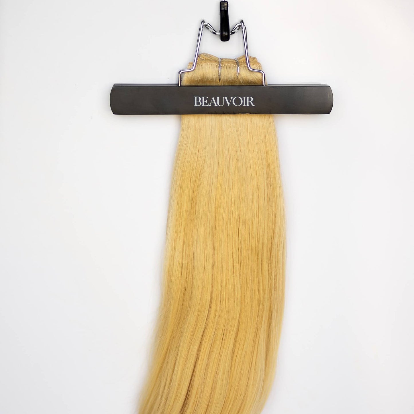 Machine-Tied Weft 18" 130g Professional Hair Extensions - #22 Southern Belle Blonde (aka Light Ash Blonde)