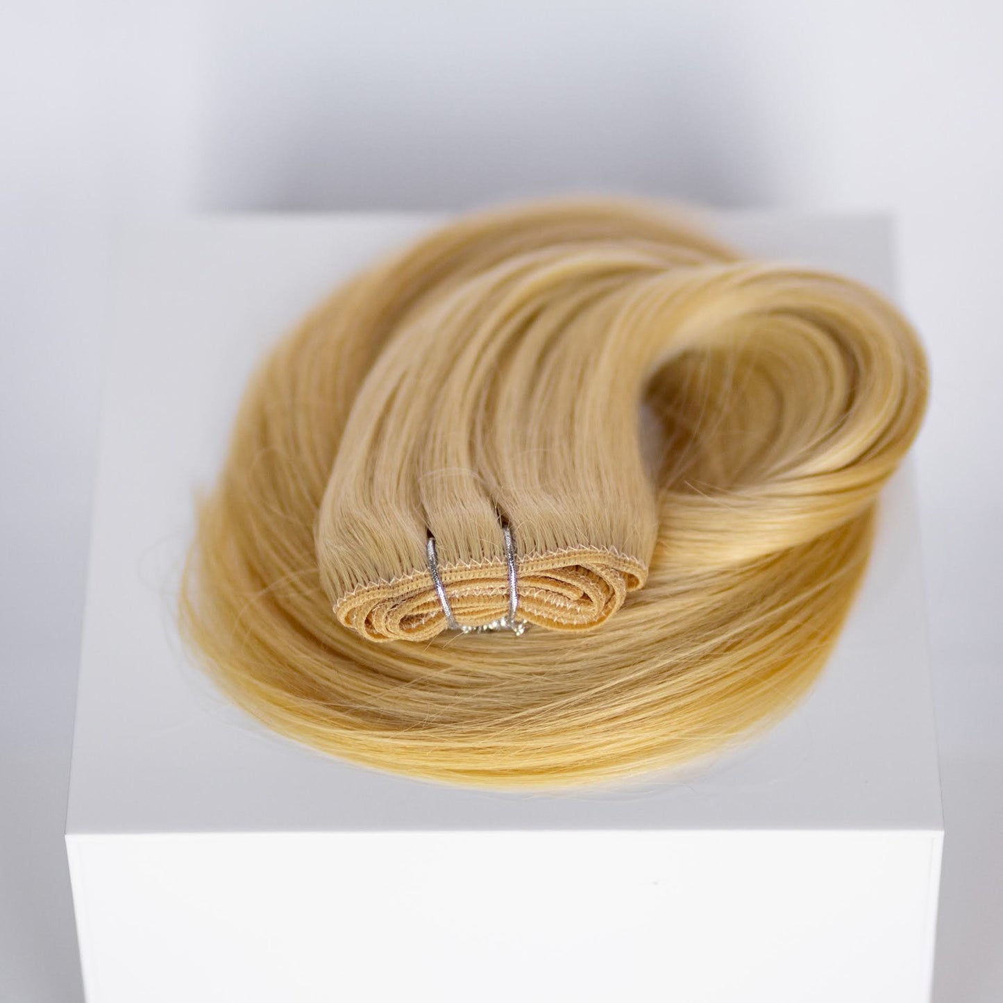 Machine-Tied Weft 22" 160g Single Donor Virgin - #22 Southern Belle Blonde (aka Light Ash Blonde)