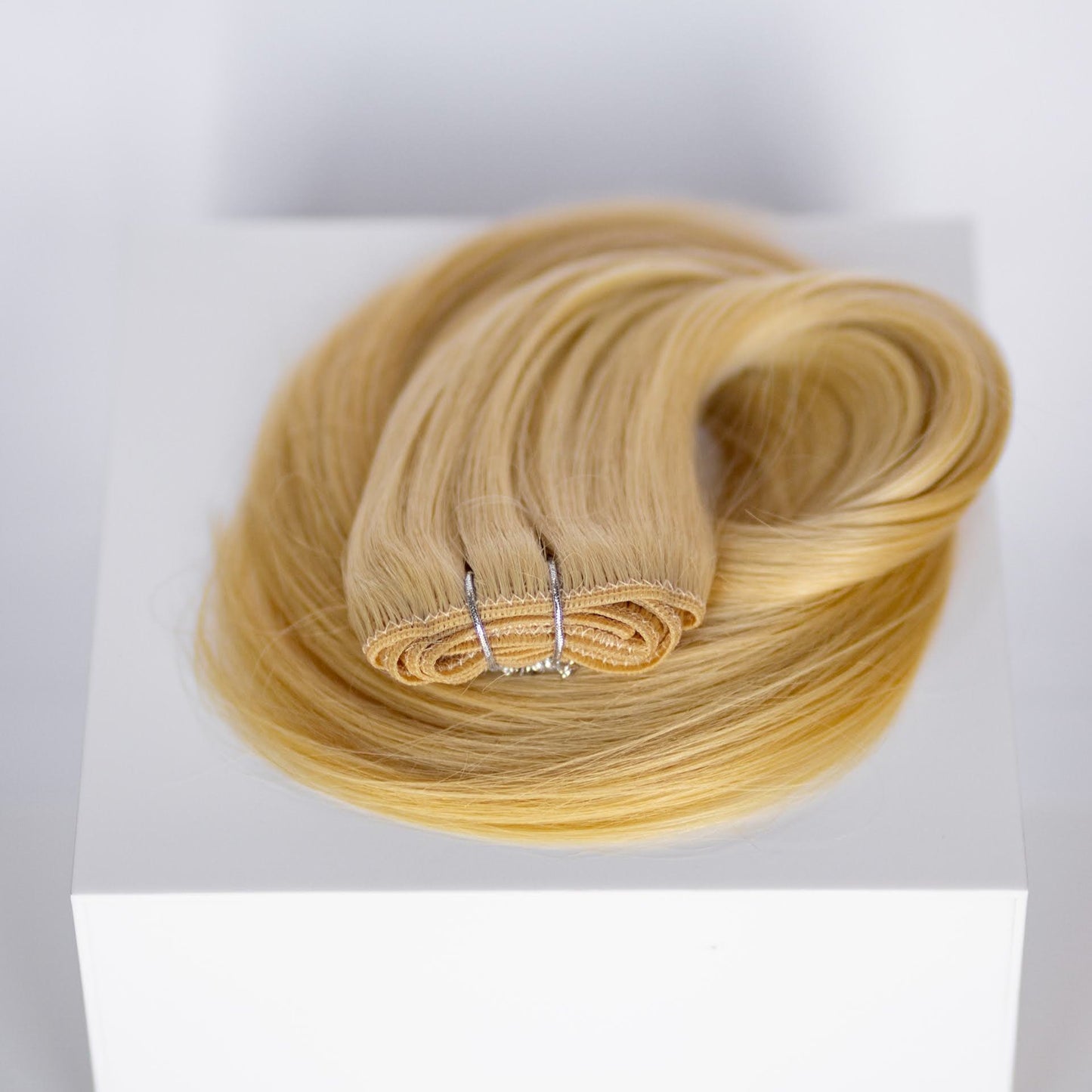 Machine-Tied Weft 18" 130g Single Donor Virgin - #22 Southern Belle Blonde (aka Light Ash Blonde)