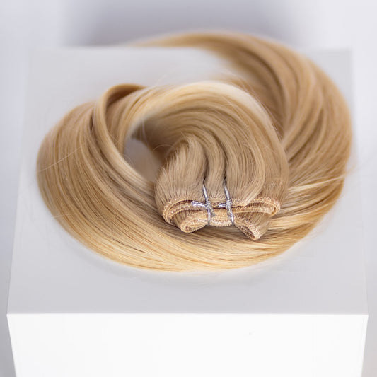 Machine-Tied Weft 22" 160g Professional Hair Extensions -  #80/18 Pearl Highlight Blonde