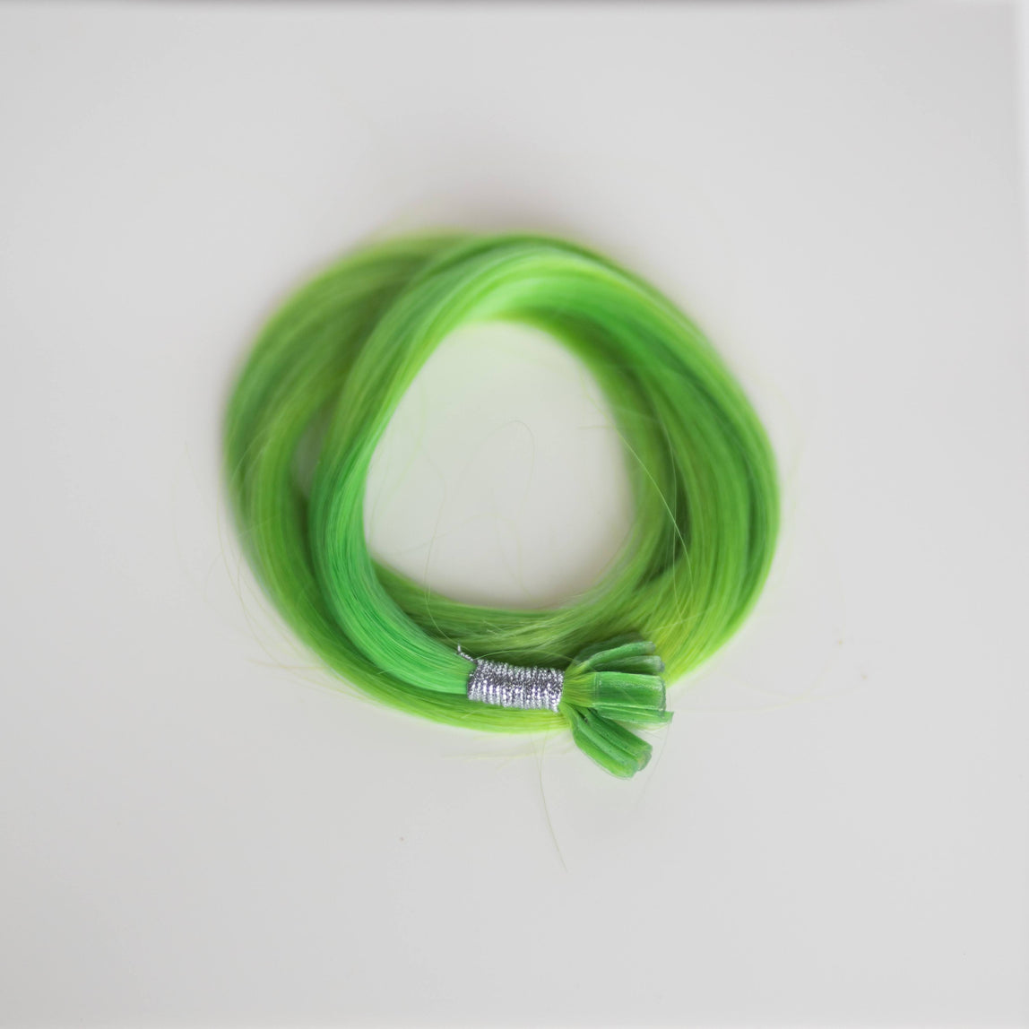 K-Tips 18” 10 grams (10 Pack) Professional Hair Extensions VIVIDS #45/93 VIVID Green by Martha Nicola