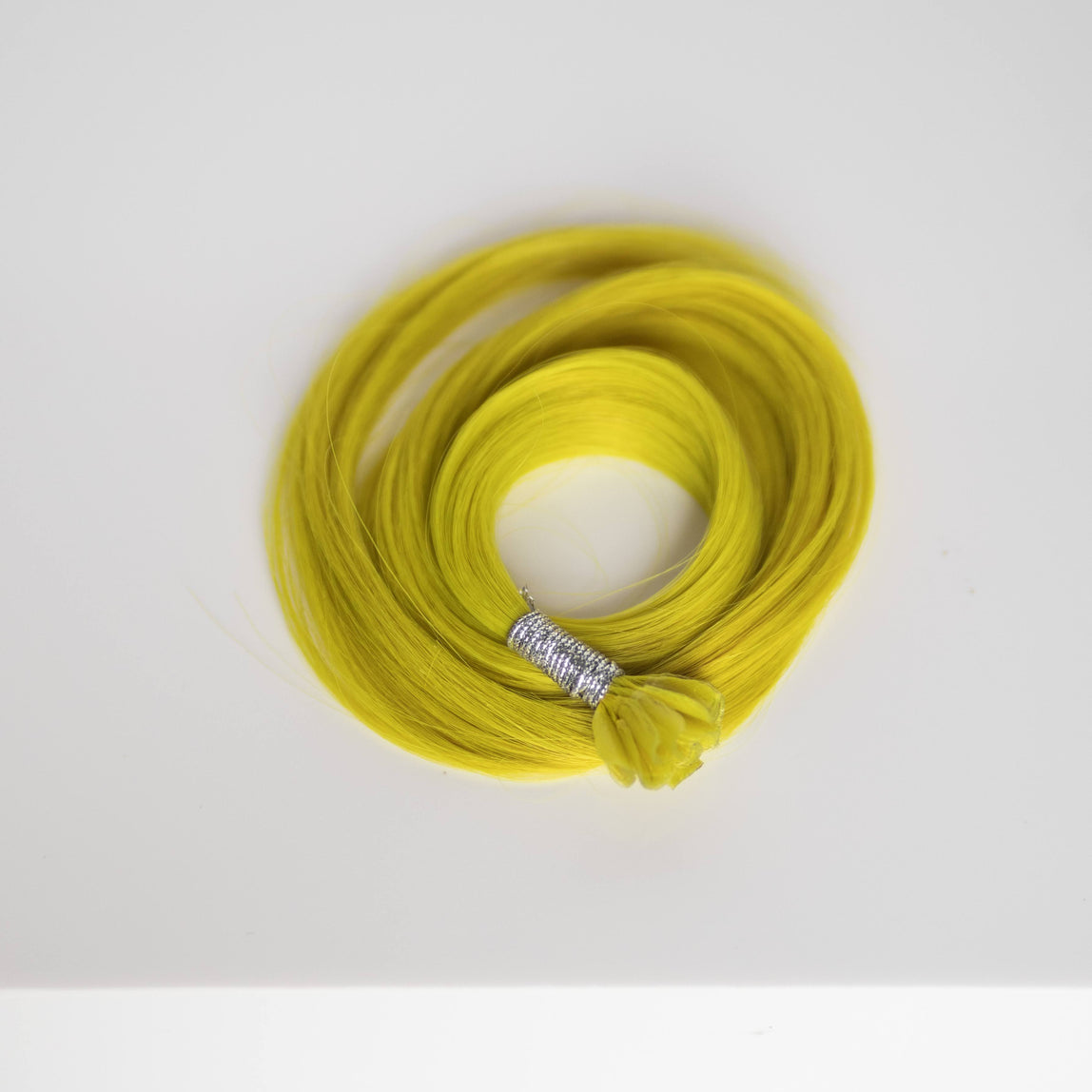 K-Tips 18” 10 grams (10 Pack) Professional Hair Extensions VIVIDS #45/67 VIVID Yellow by Martha Nicola