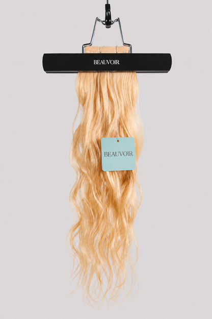 Butterfly Wave Texture Weft 20" 60g - #17 Chardonnay Blonde