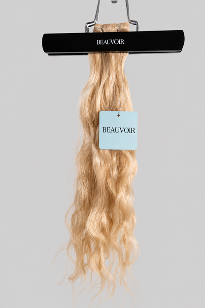 Butterfly Wave Texture Weft 20" 60g - #16 Paris Blonde