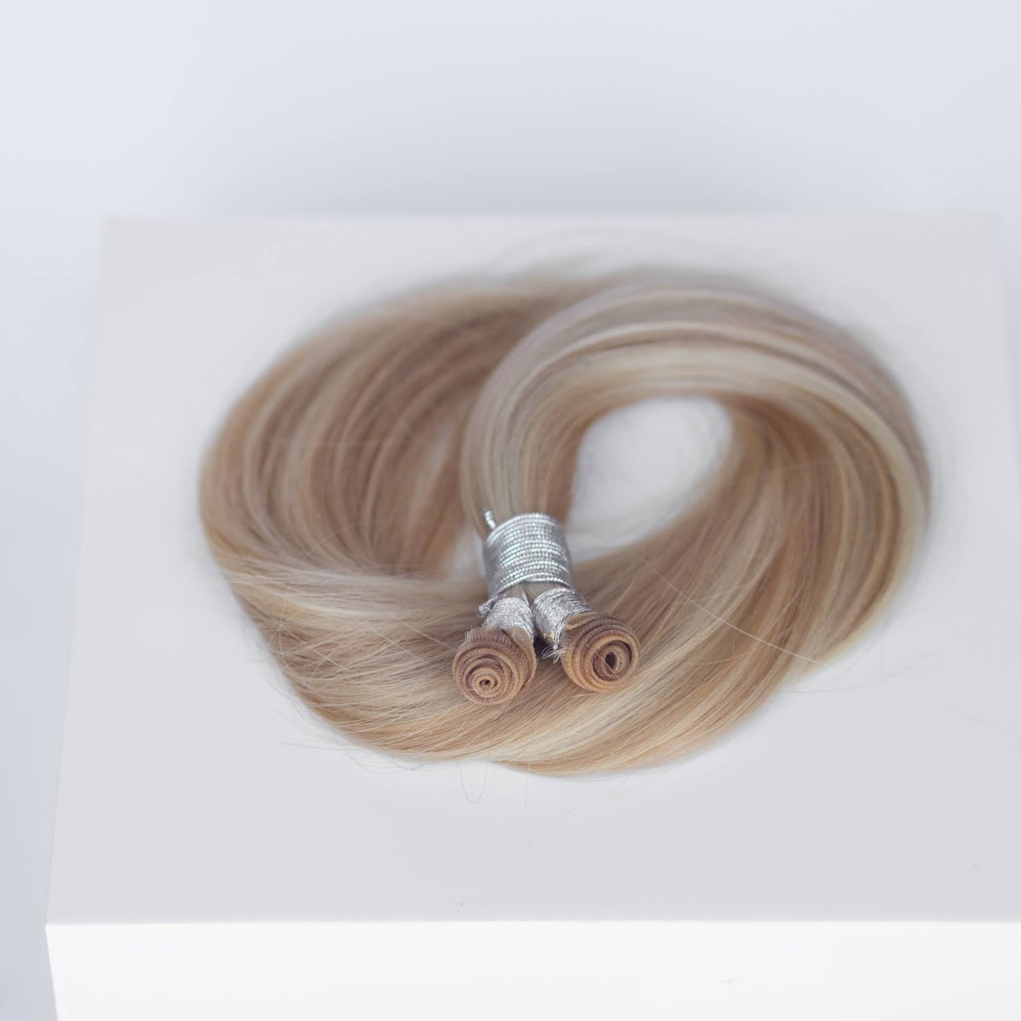 Genius (Micro) Weft 24" 94g Single Donor Virgin - #10/16/60 J’Adore Blonde Highlight (aka Sweet Blonde)