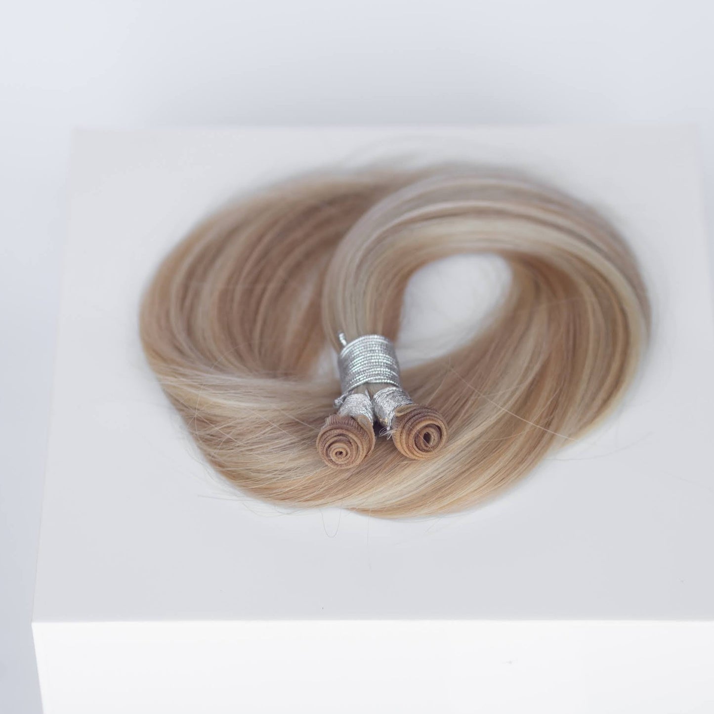 Genius (Micro) Weft 24" 94g Professional Hair Extensions - #10/16/60 J’Adore Blonde Highlight (aka Sweet Blonde)