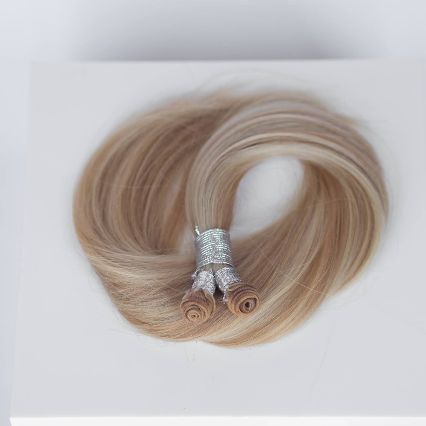 Genius (Micro) Weft 24" 94g Single Donor Virgin - #10/16/60 J’Adore Blonde Highlight (aka Sweet Blonde)