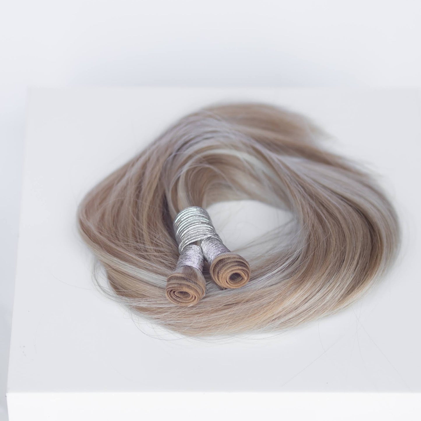 Genius (Micro) Weft 22" 88g Professional Hair Extensions - #80/18/46 Summer Blonde (aka Piano Key White Truffle)