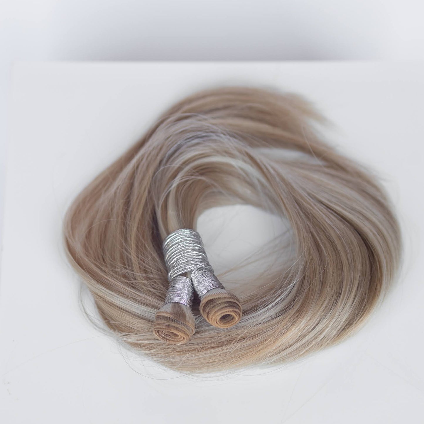 Genius (Micro) Weft 22" 88g Professional Hair Extensions - #80/18/46 Summer Blonde (aka Piano Key White Truffle)