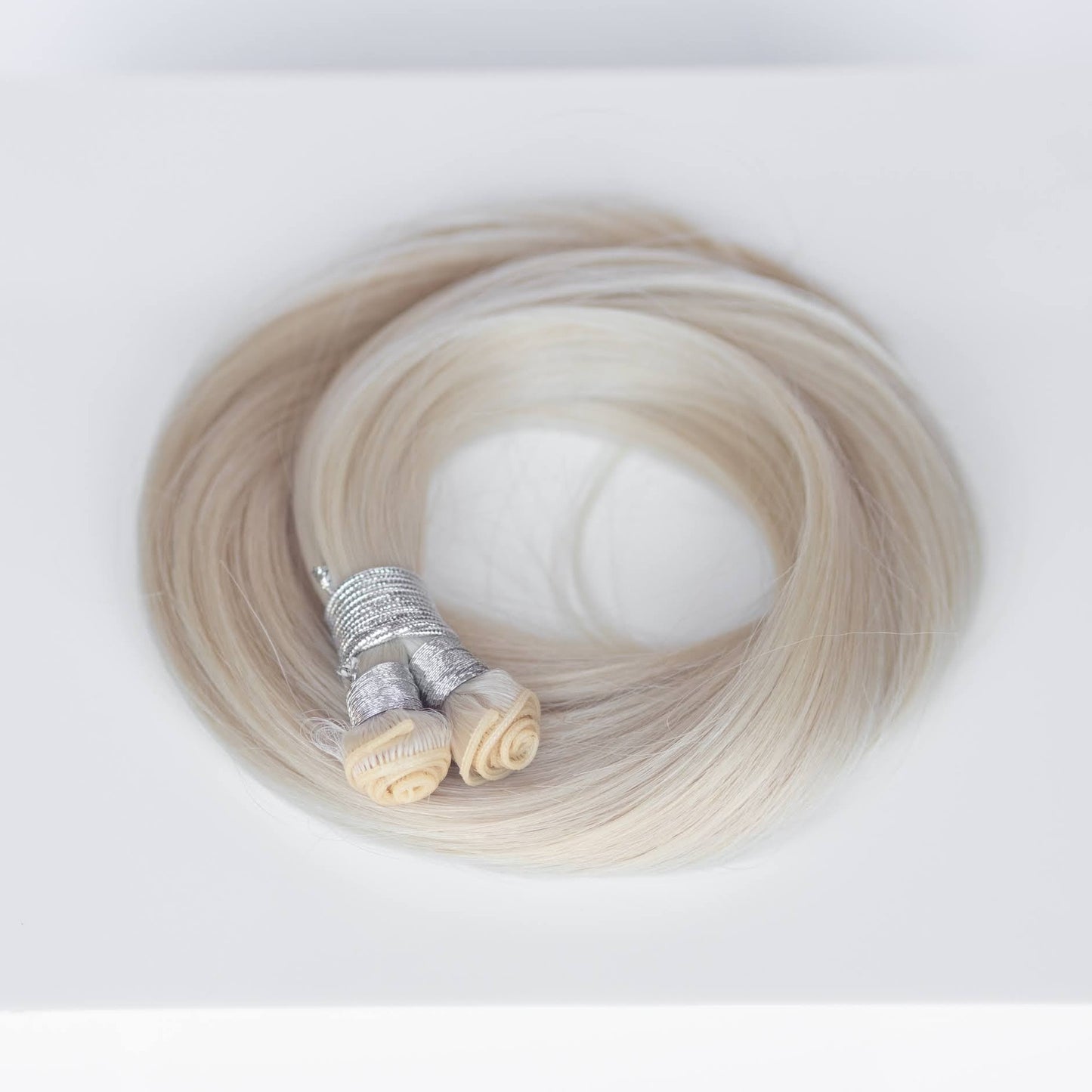 Genius (Micro) Weft 24" 94g Single Donor Virgin - #80 White Blonde