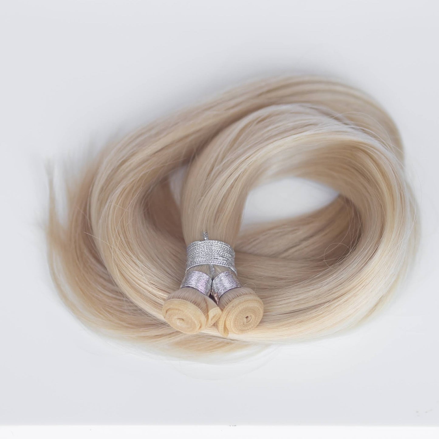 Genius (Micro) Weft 20" 80g Single Donor Virgin - #22 Southern Belle Blonde (aka Light Ash Blonde)