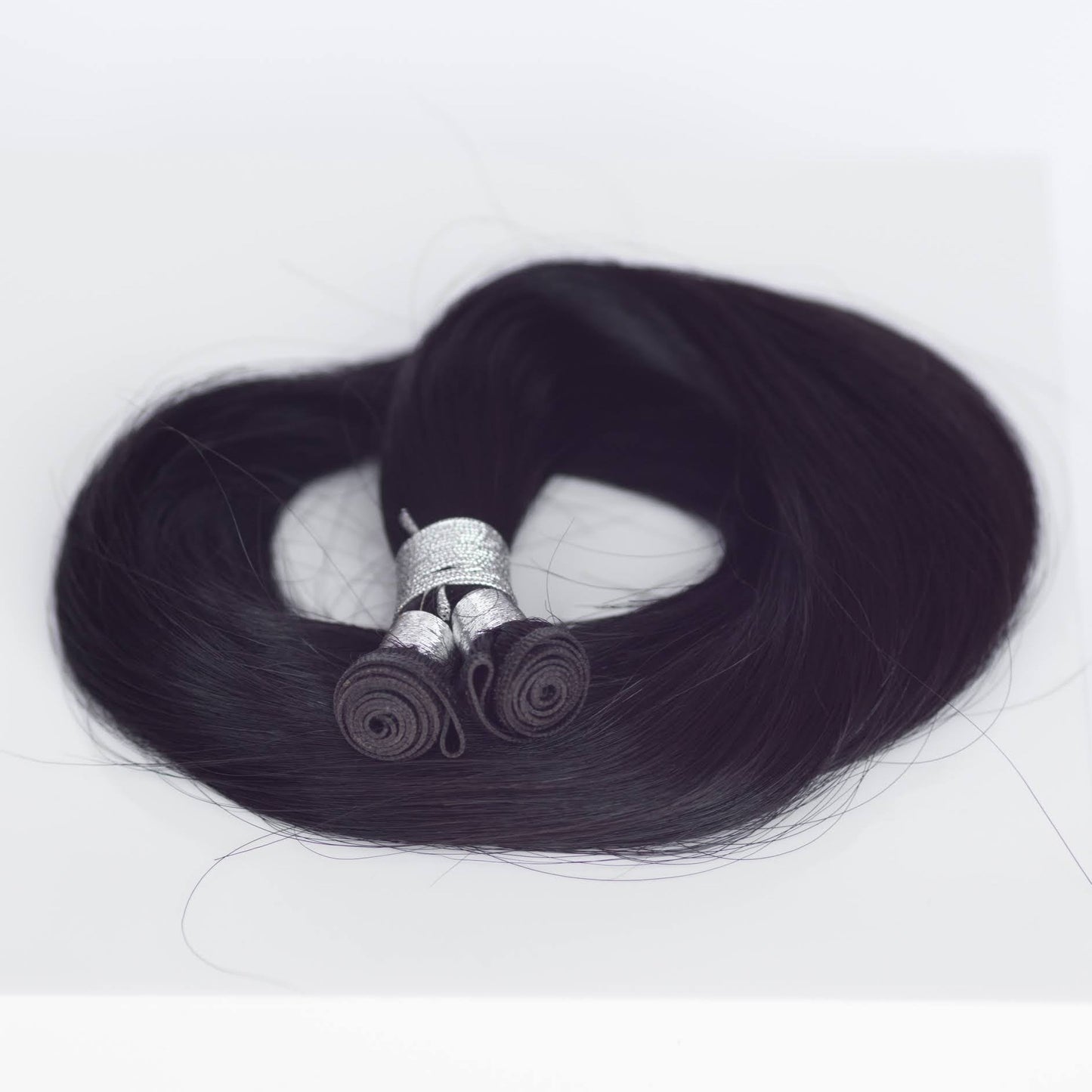 Genius (Micro) Weft 24" 94g Single Donor Virgin - #1B Midnight (aka Off Black)