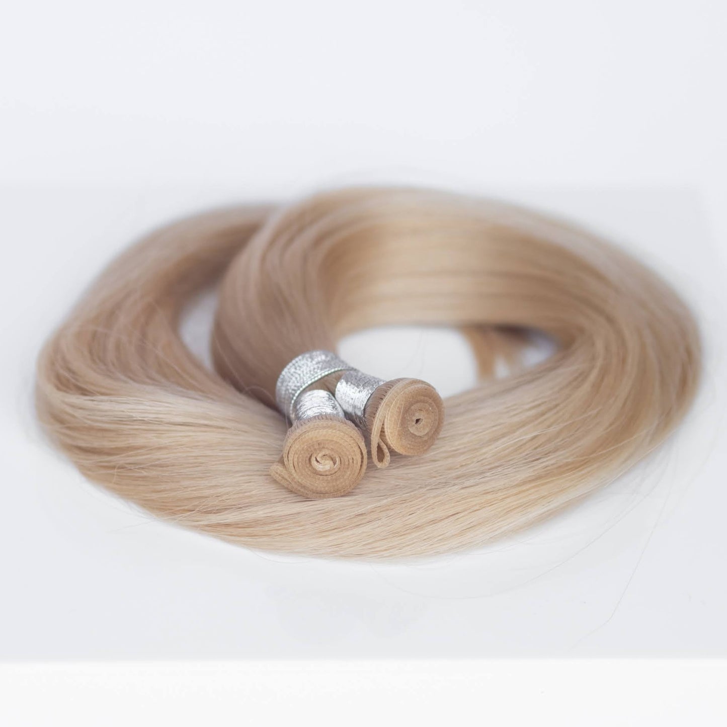 Genius (Micro) Weft 16" 60g Single Donor Virgin - #17 Chardonay Blonde (aka Dirty Ash Blonde)