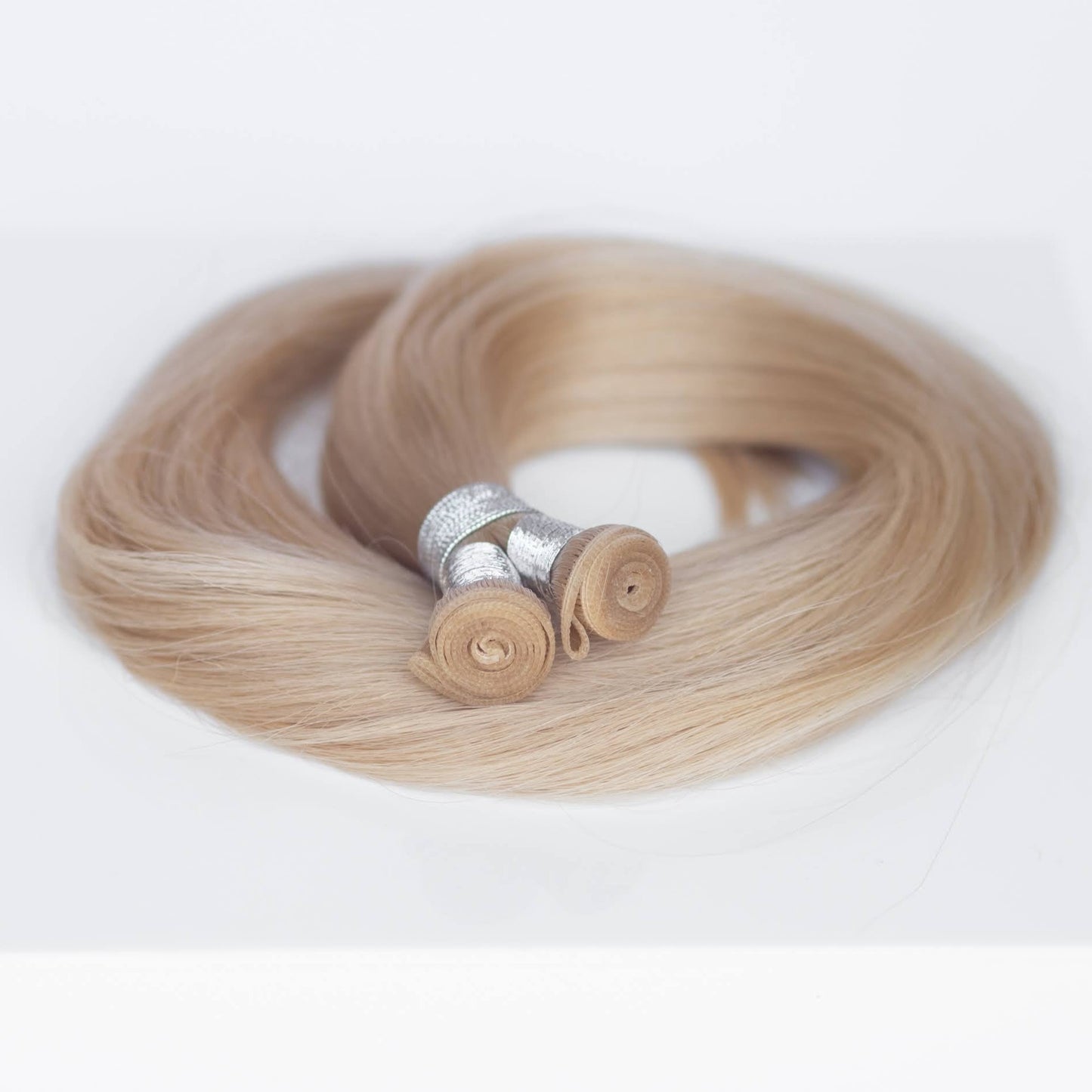 Genius (Micro) Weft 24" 94g Professional Hair Extensions - #17 Chardonay Blonde (aka Dirty Ash Blonde)