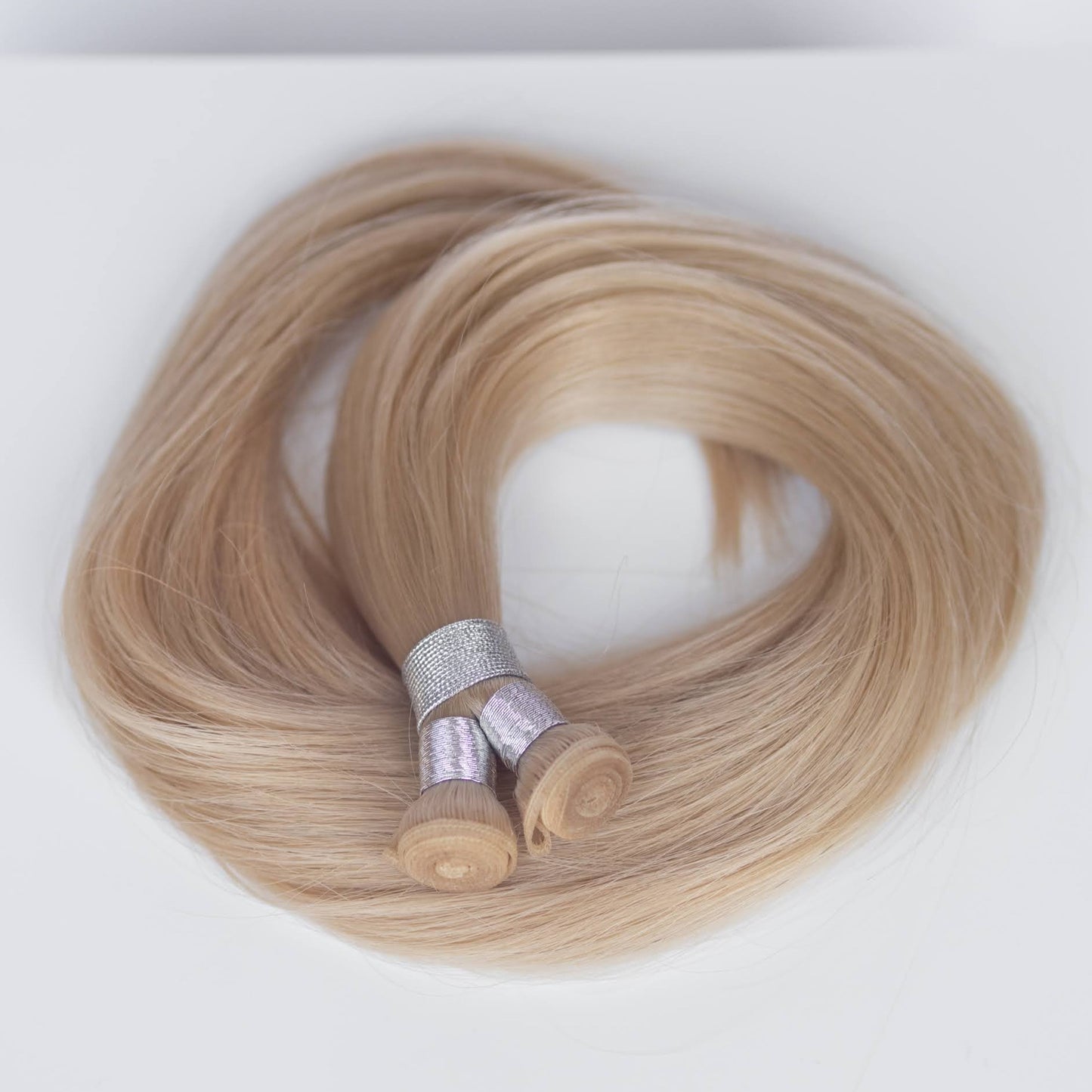 Genius (Micro) Weft 20" 80g Single Donor Virgin - #17 Chardonay Blonde (aka Dirty Ash Blonde)