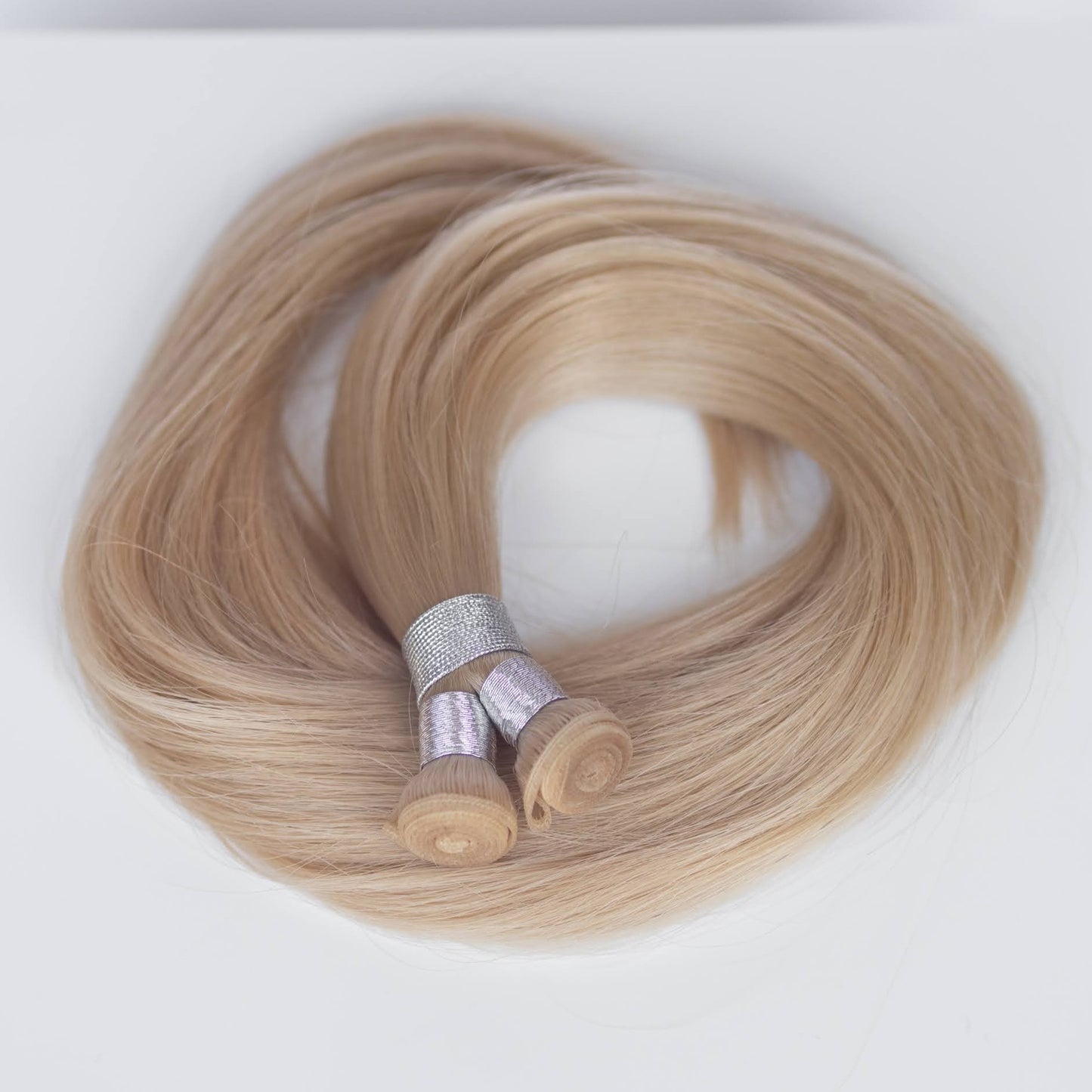 Genius (Micro) Weft 18" 68g Single Donor Virgin - #17 Chardonay Blonde (aka Dirty Ash Blonde)