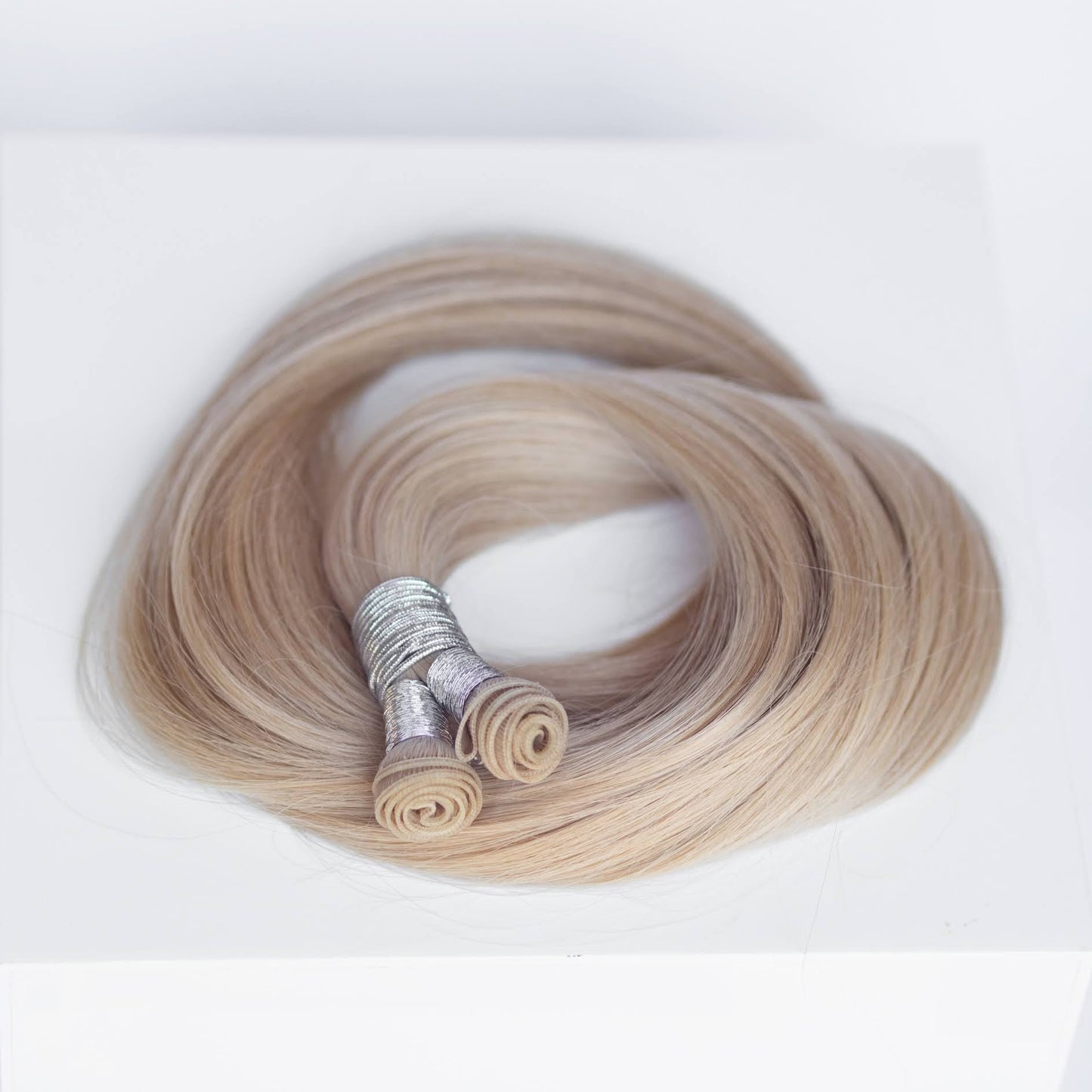 Genius (Micro) Weft 20" 80g Single Donor Virgin - #16 Paris Blonde (aka Vanilla Blonde)