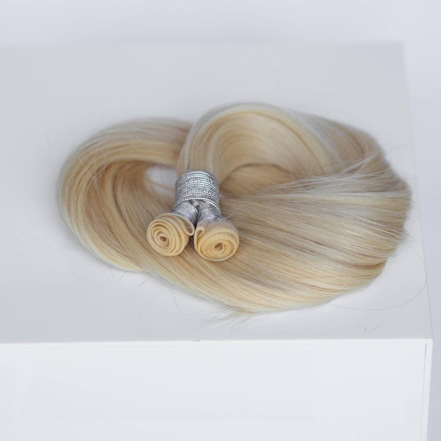 Genius (Micro) Weft 18" 68g Professional Hair Extensions - #60 Classic Blonde (aka Ash Blonde)