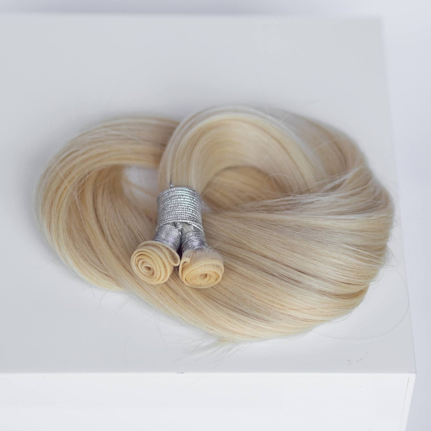 Genius (Micro) Weft 16" 60g Single Donor Virgin - #60 Classic Blonde (aka Ash Blonde)