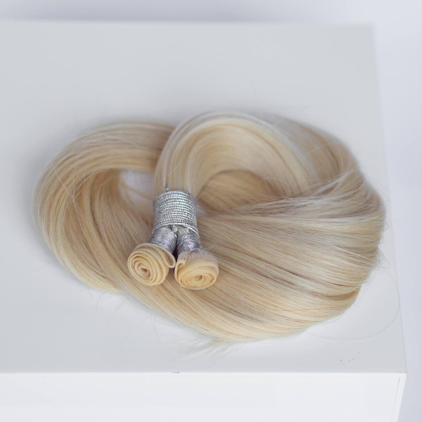 Genius (Micro) Weft 20" 80g Professional Hair Extensions - #60 Classic Blonde (aka Ash Blonde)