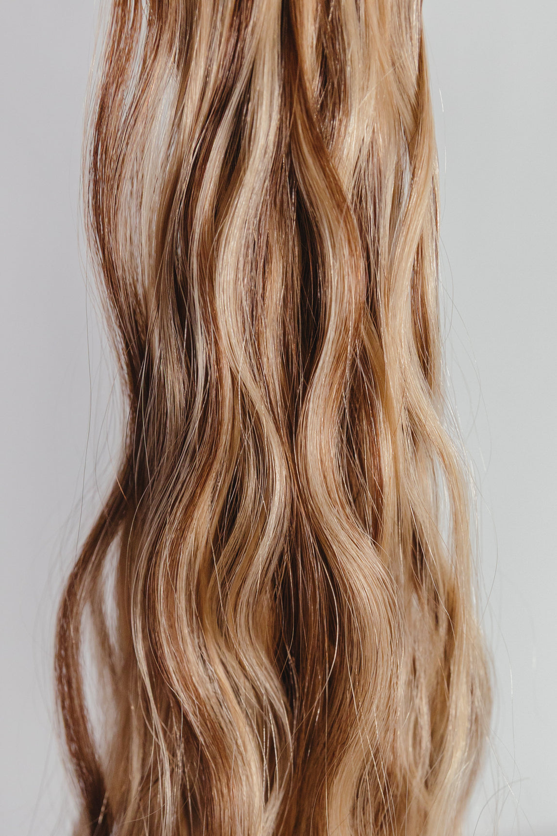 Butterfly Wave Texture Weft 20" 60g - #4/27 Chocolate Brulé