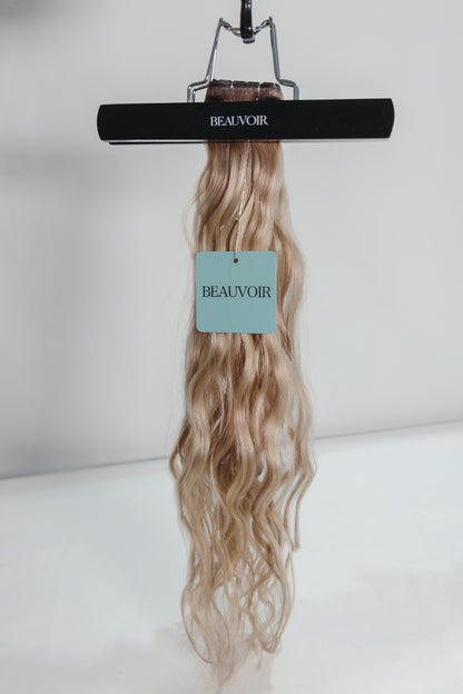 Butterfly Wave Texture Weft 20" 60g - #1111 Western Ash Blonde