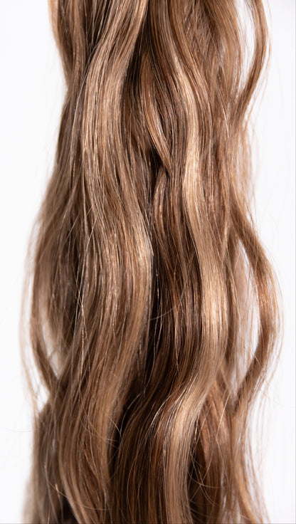 Butterfly Wave Texture Weft 20" 60g - #512 Lone Star Brunette