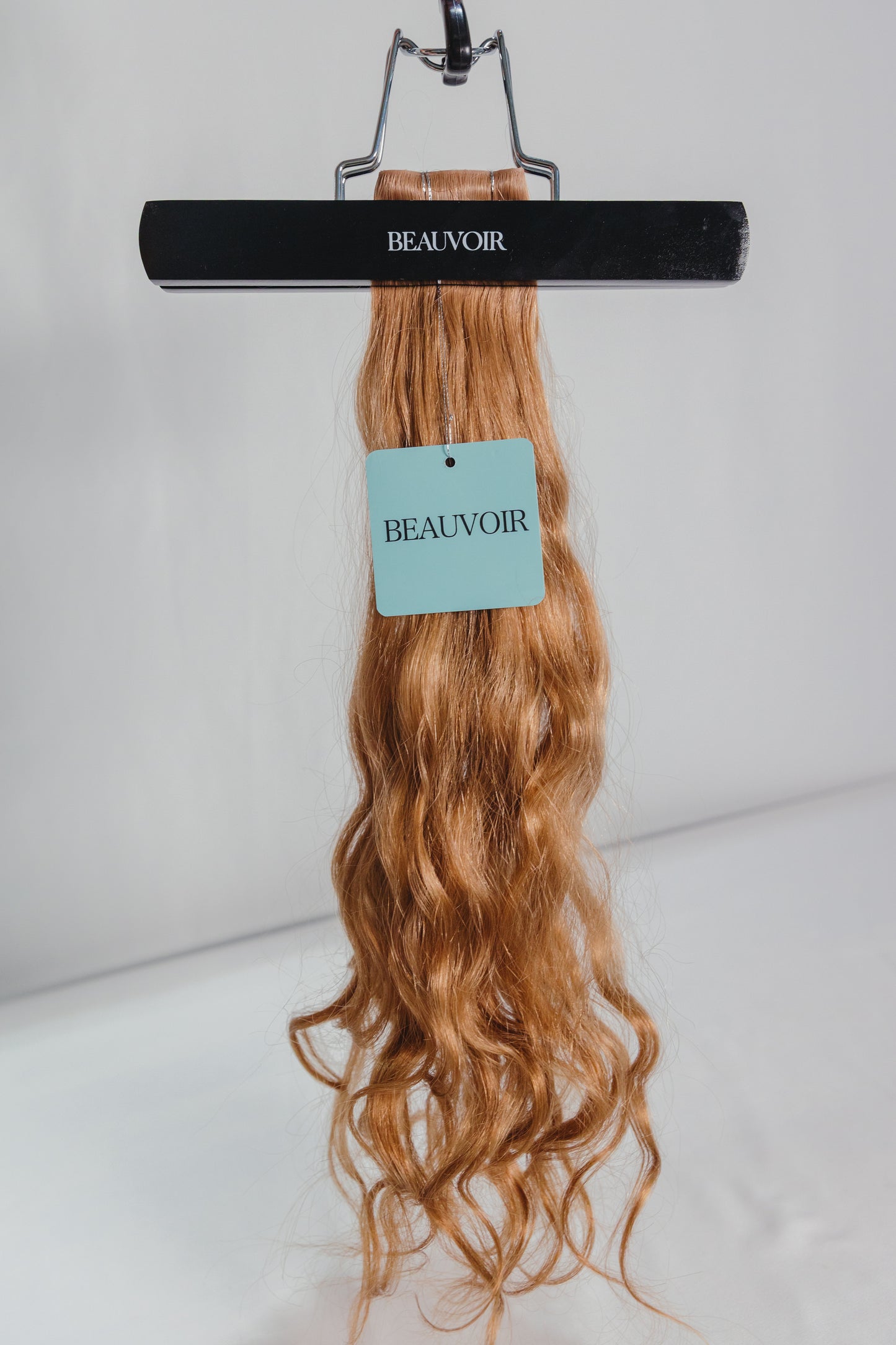 Butterfly Wave Texture Weft 20" 60g - #6 Cinnamon Brown
