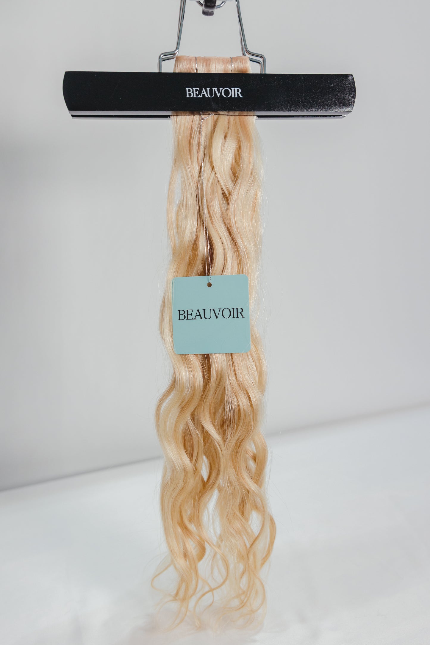 Butterfly Wave Texture Weft 20" 60g - #80/18/46 Summer Blonde