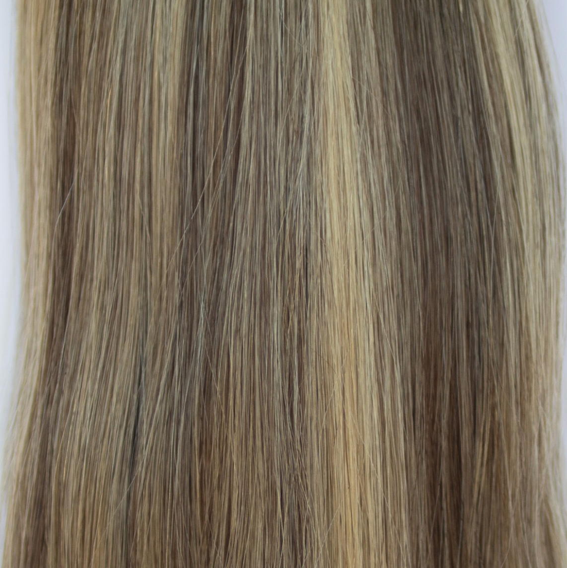 Butterfly Weft 20" 60g 50/50 Pro Blend - WAVE Texture - #4/27 Chocolate Brulé