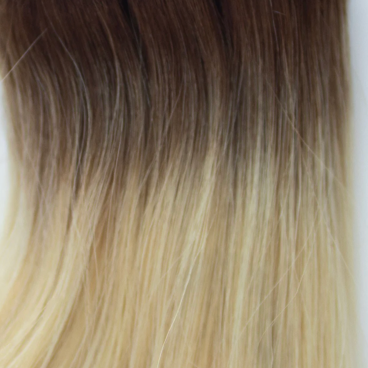I-Tip 18" 25g (25 pieces) - #T3/60 Cocoa Rooted Blonde