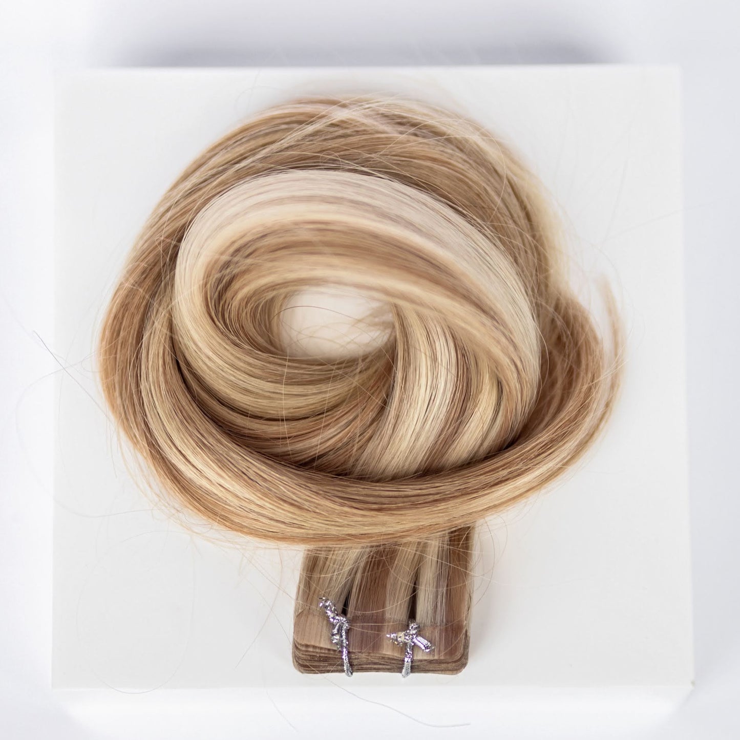 Tape-In 20" 50g Professional Hair Extensions - #10/16/60 J’Adore Blonde Highlight (aka Sweet Blonde)