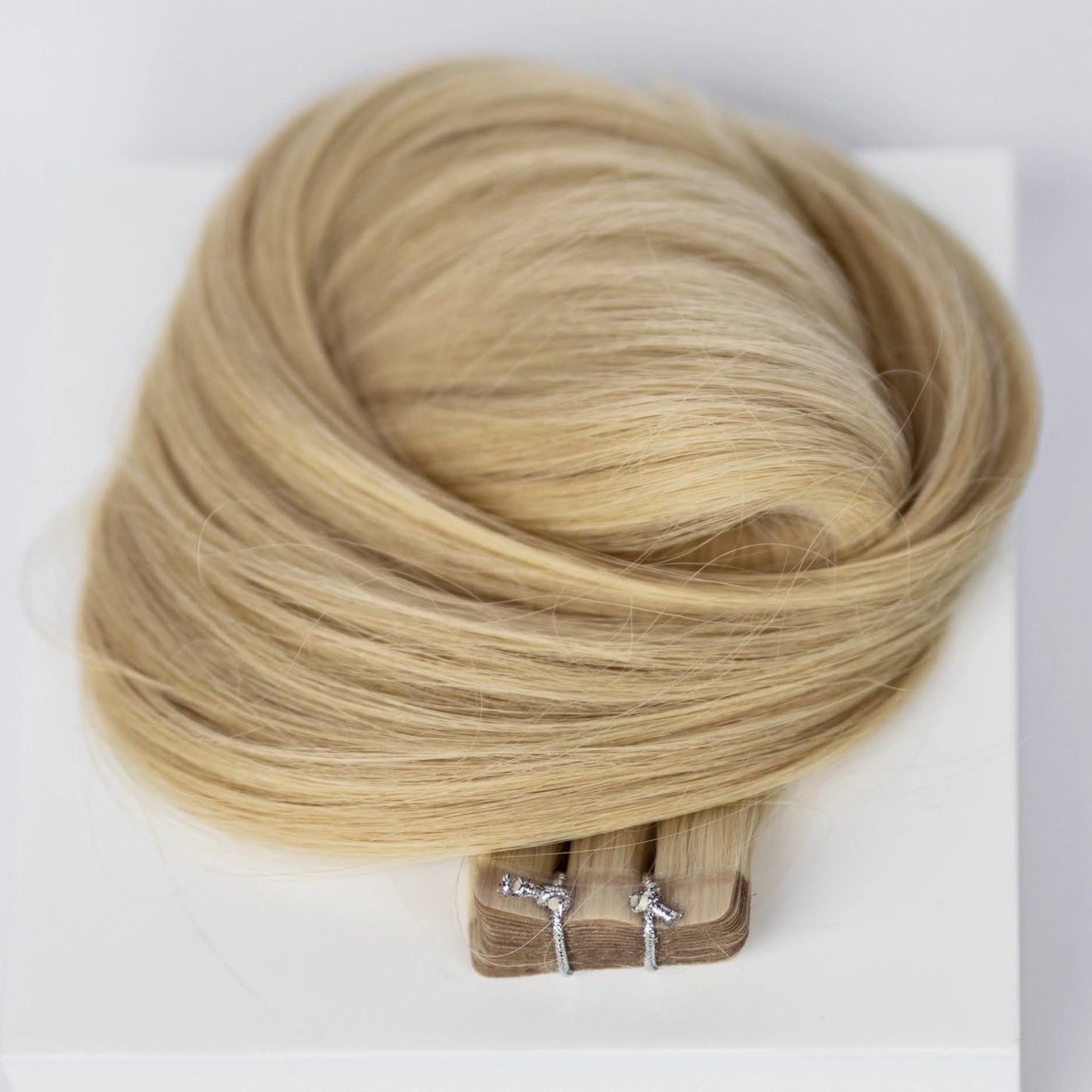 Tape-In 24" 55g Single Donor Virgin - #22 Southern Belle Blonde (aka Light Ash Blonde)