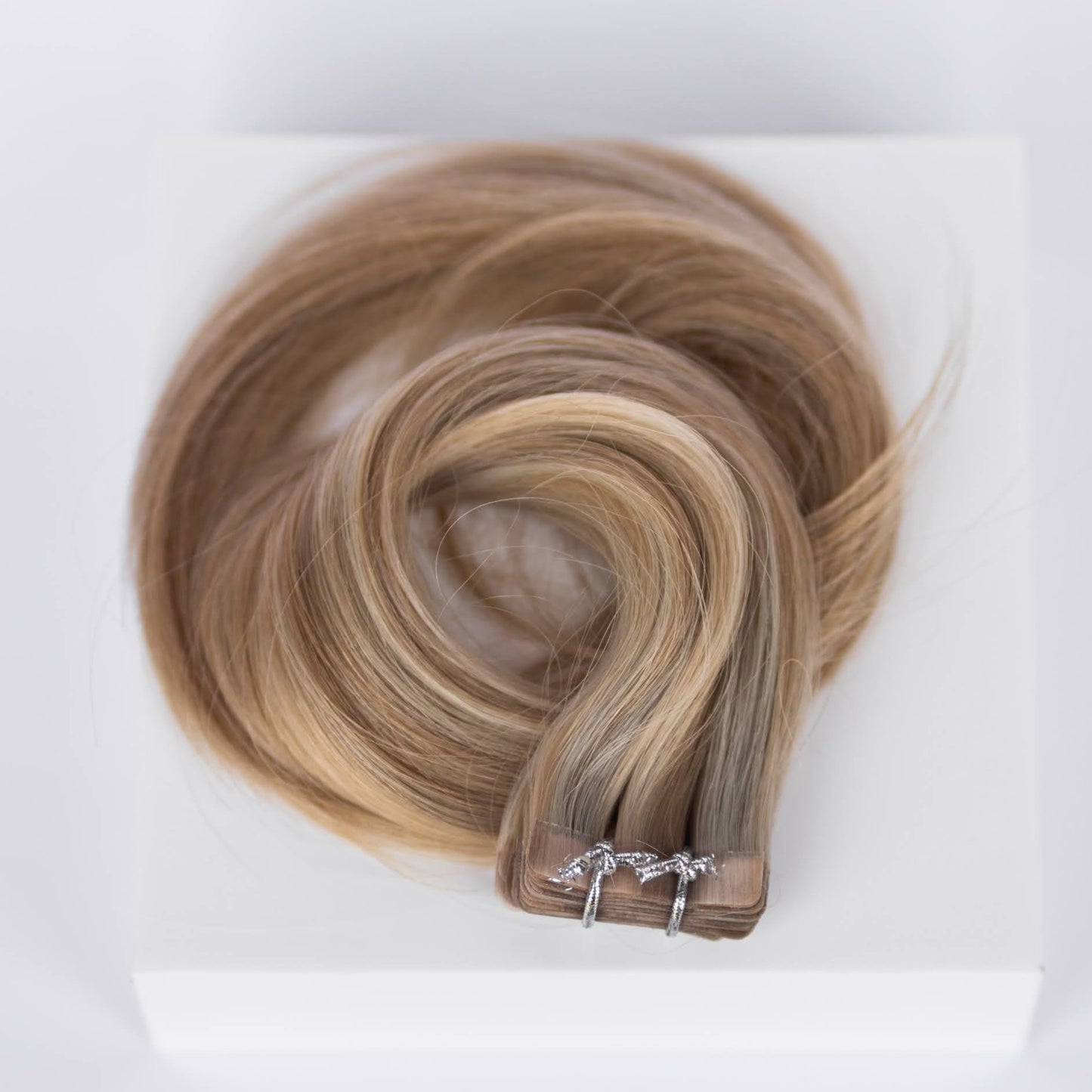 Tape-In 16" 50g Single Donor Virgin - #80/18/46 Summer Blonde (aka Piano Key White Truffle)