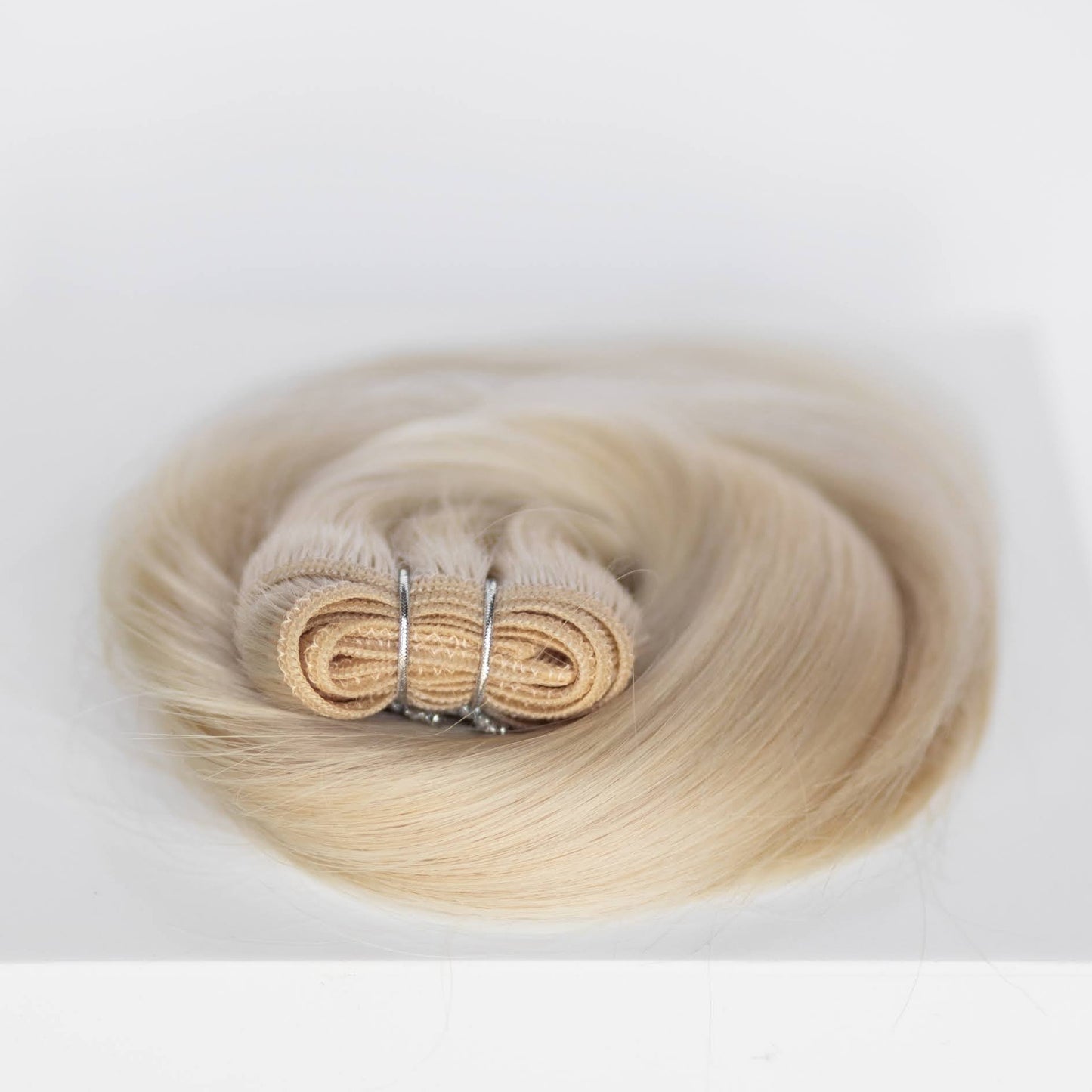 Machine-Tied Weft 22" 160g Professional Hair Extensions - #80 Hollywood Blonde (aka White Blonde)