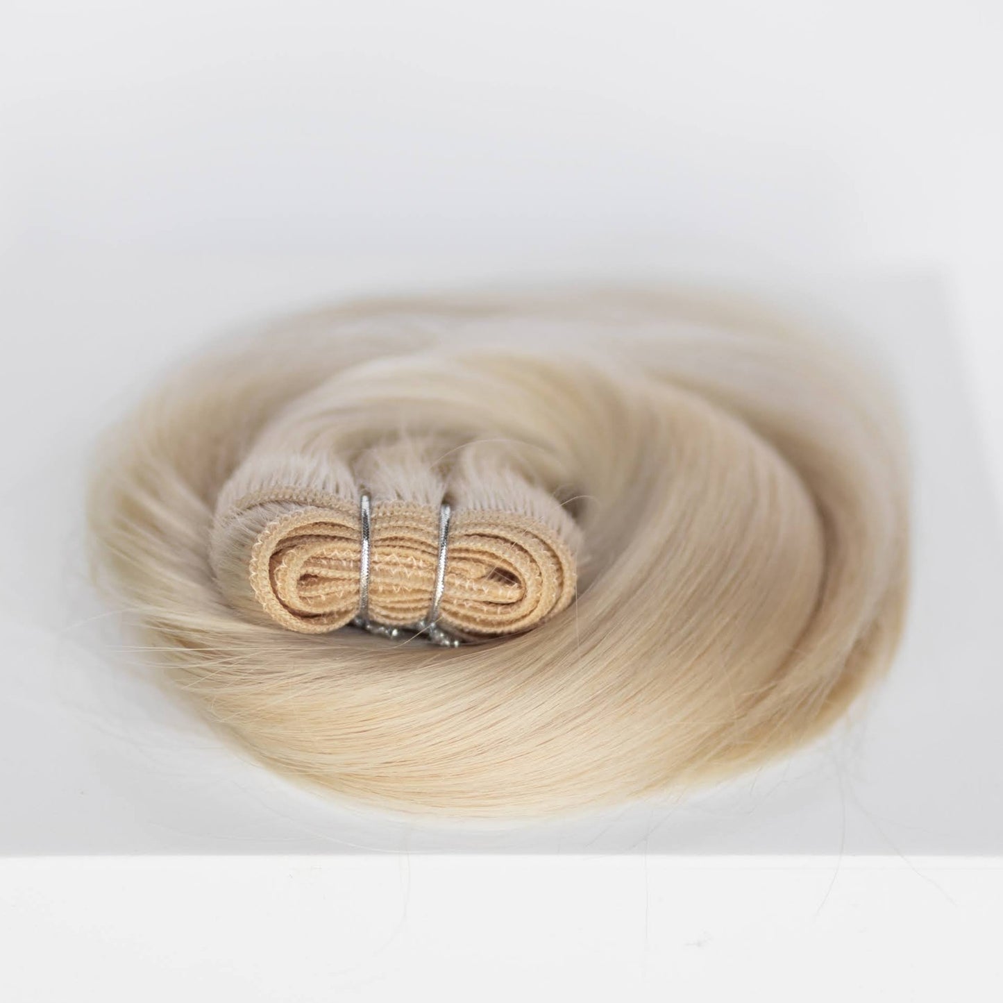 Machine-Tied Weft 28" 180g Professional Hair Extensions - #80 Hollywood Blonde (aka White Blonde)