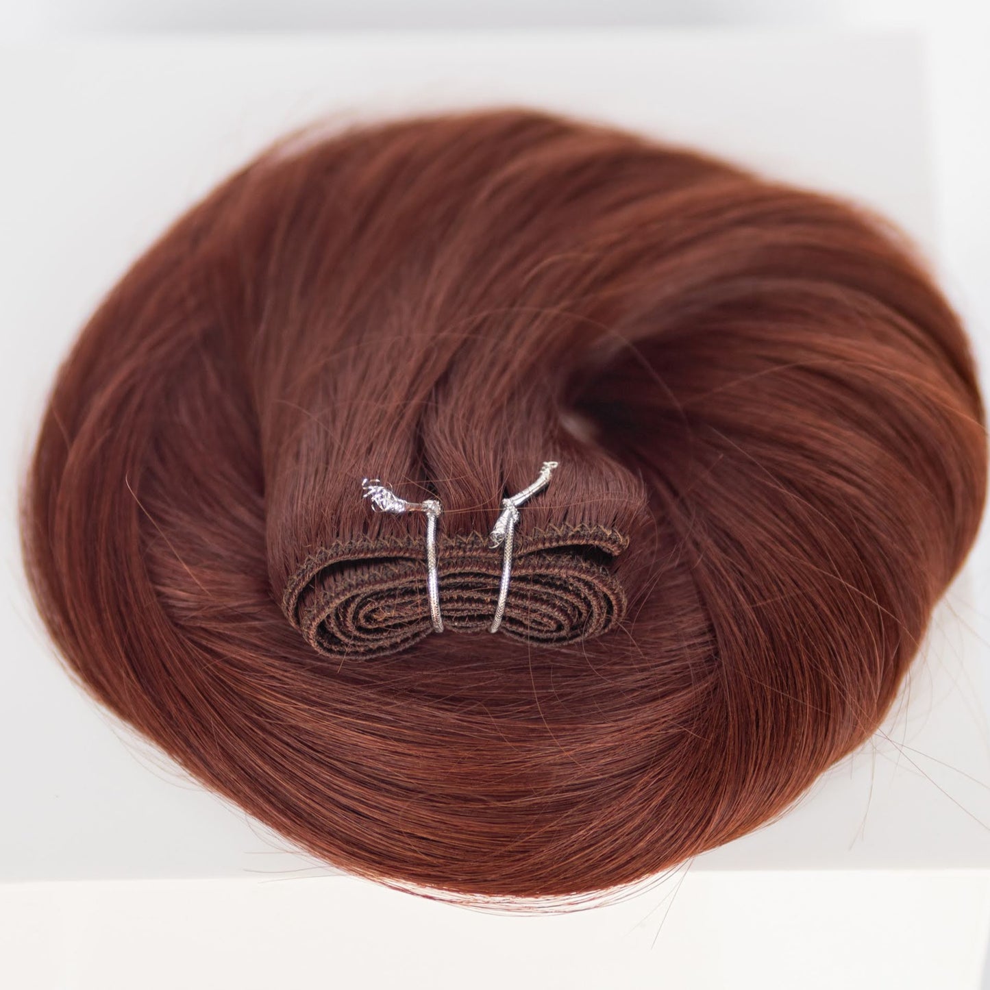 Machine-Tied Weft 24" 170g Professional Hair Extensions - #550 Rouge (aka Cinnamon Mocha)