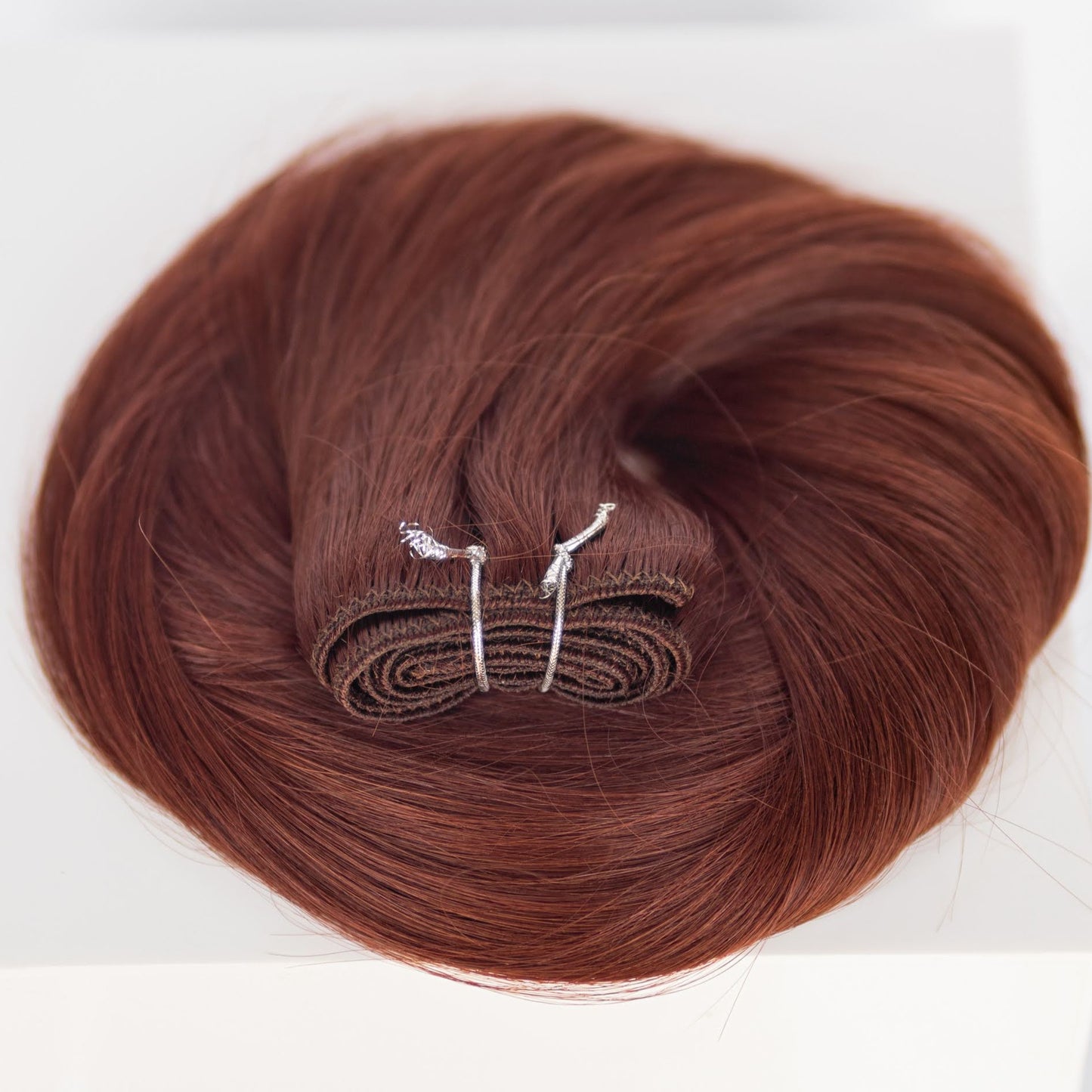 Machine-Tied Weft 28" 180g Professional Hair Extensions - #550 Rouge (aka Cinnamon Mocha)