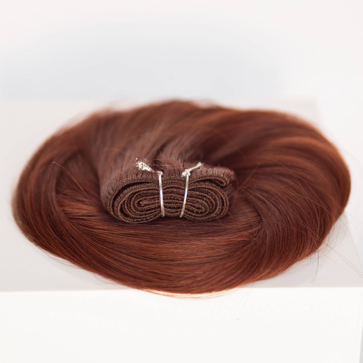 Machine-Tied Weft 28" 180g Single Donor Virgin - #550 Rouge (aka Cinnamon Mocha)