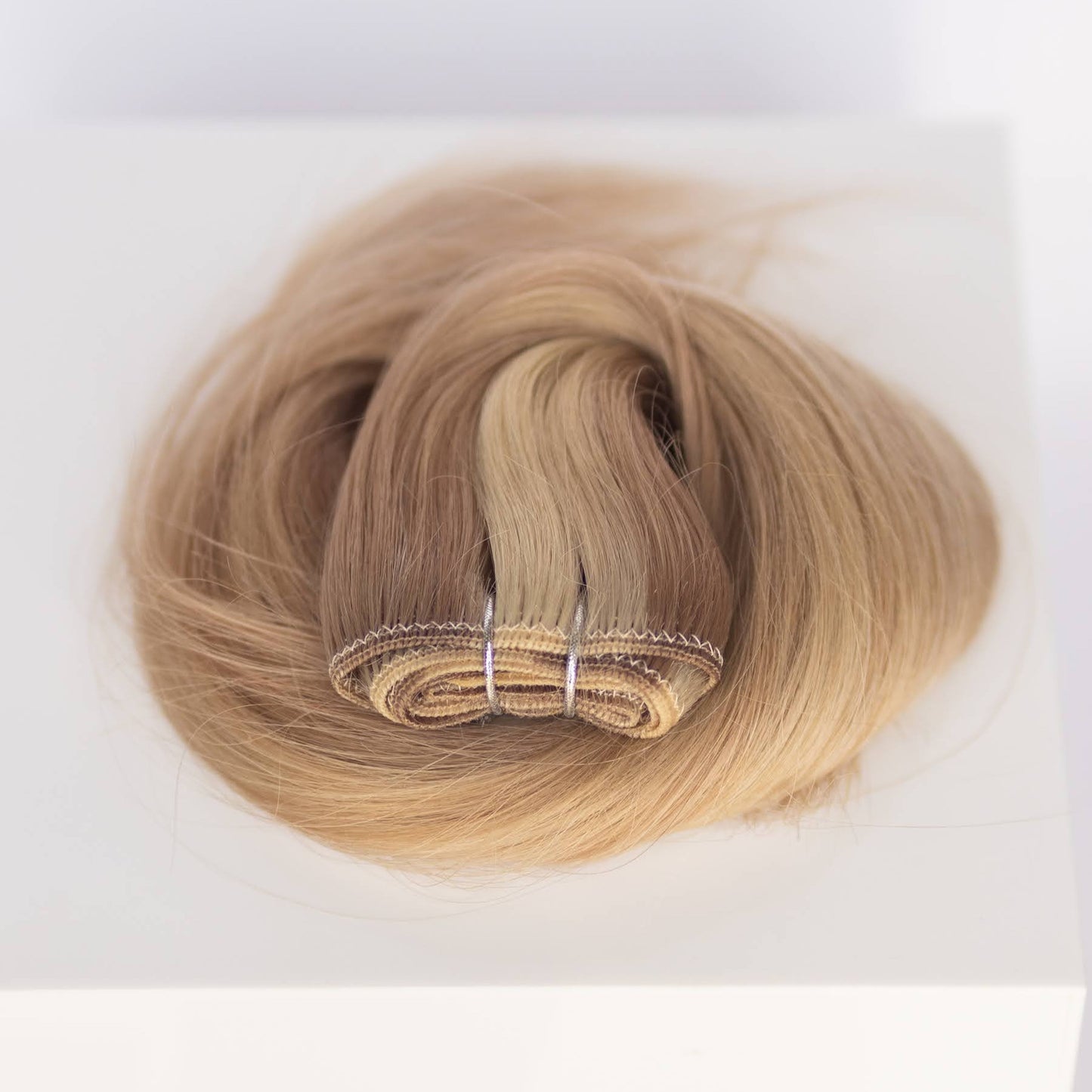 Machine-Tied Weft 24" 170g Single Donor Virgin - #10/16/60 J’Adore Blonde Highlight (aka Sweet Blonde)